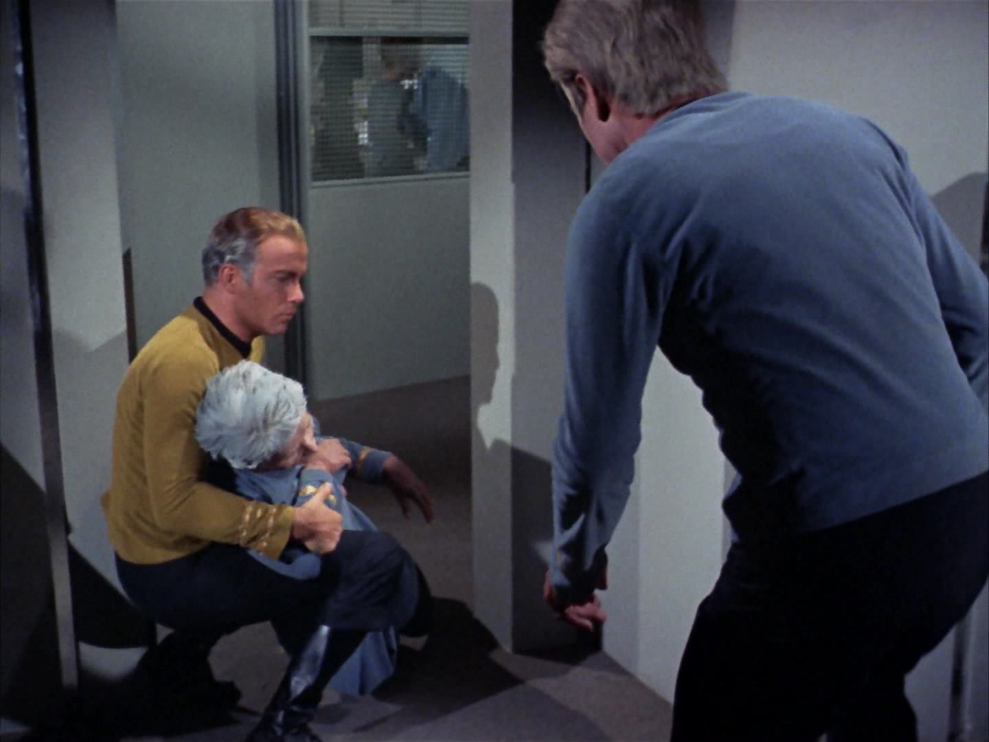 ariane179254_StarTrek_2x12_TheDeadlyYears_1771.jpg