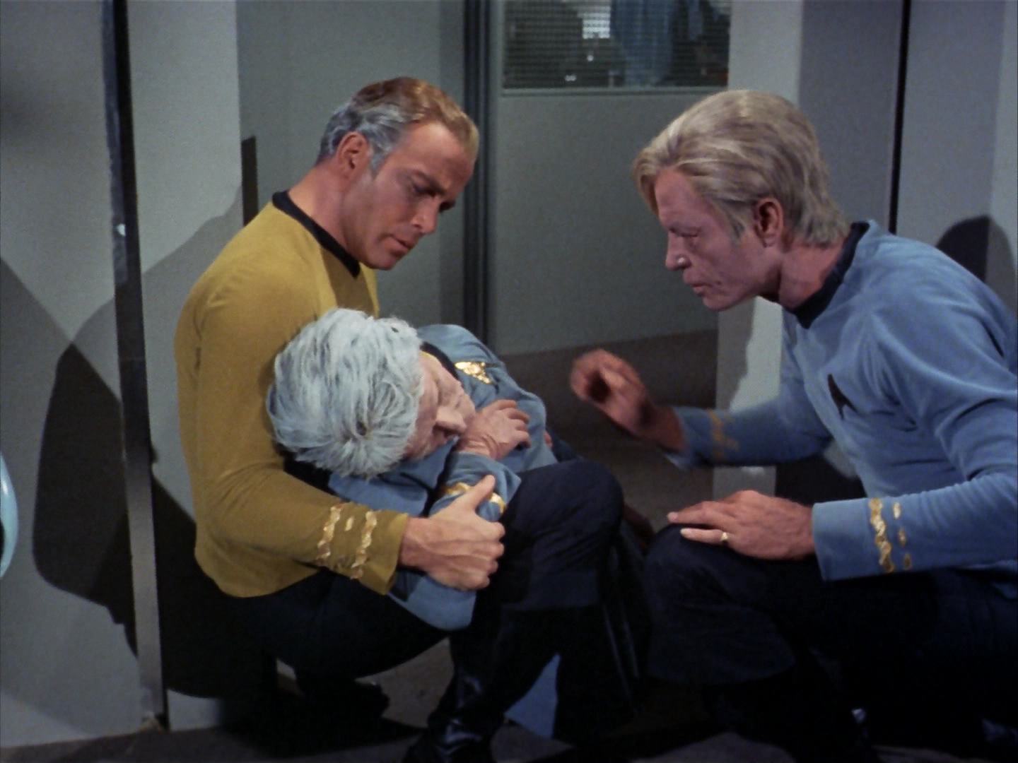 ariane179254_StarTrek_2x12_TheDeadlyYears_1779.jpg
