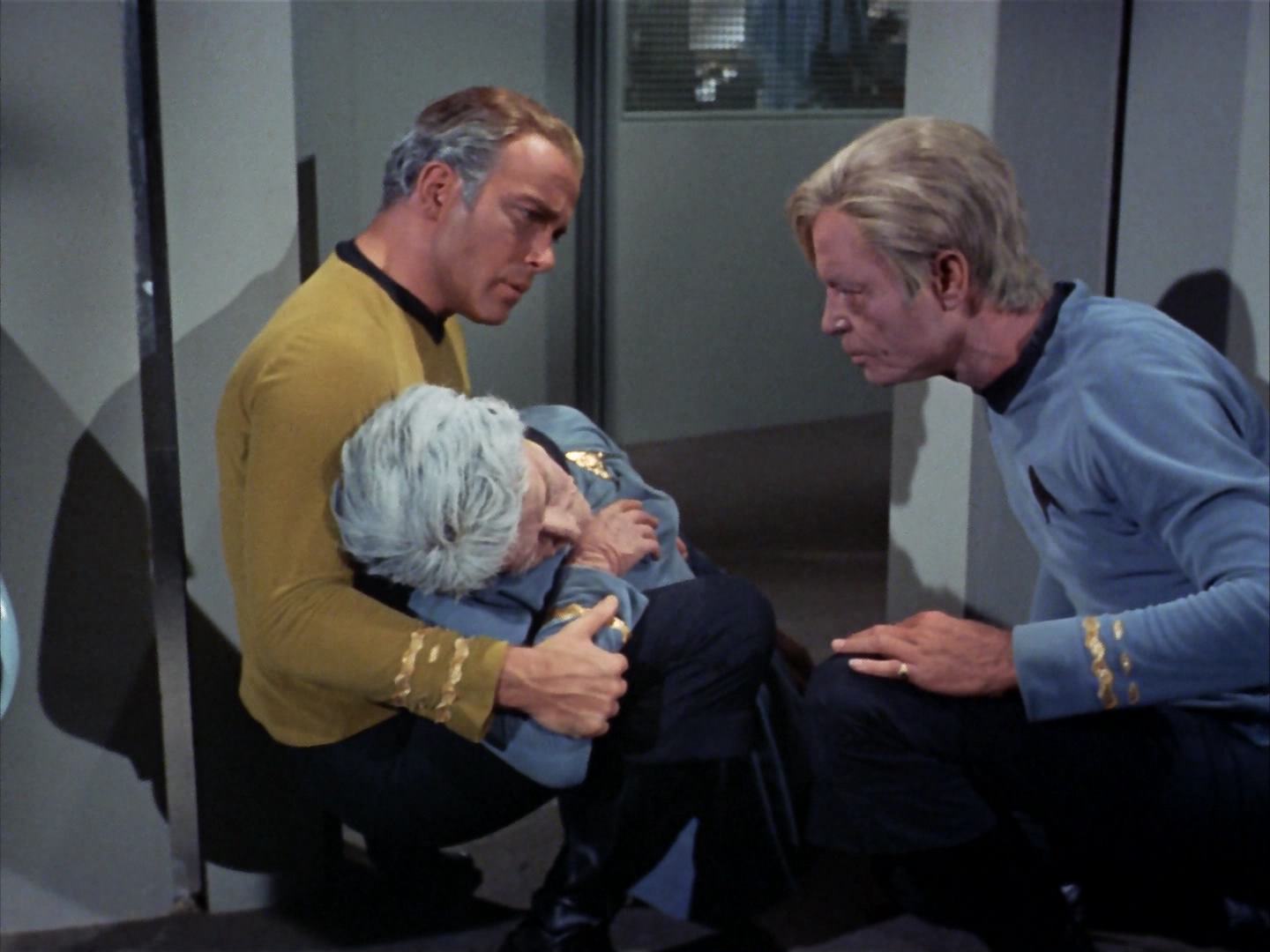 ariane179254_StarTrek_2x12_TheDeadlyYears_1780.jpg