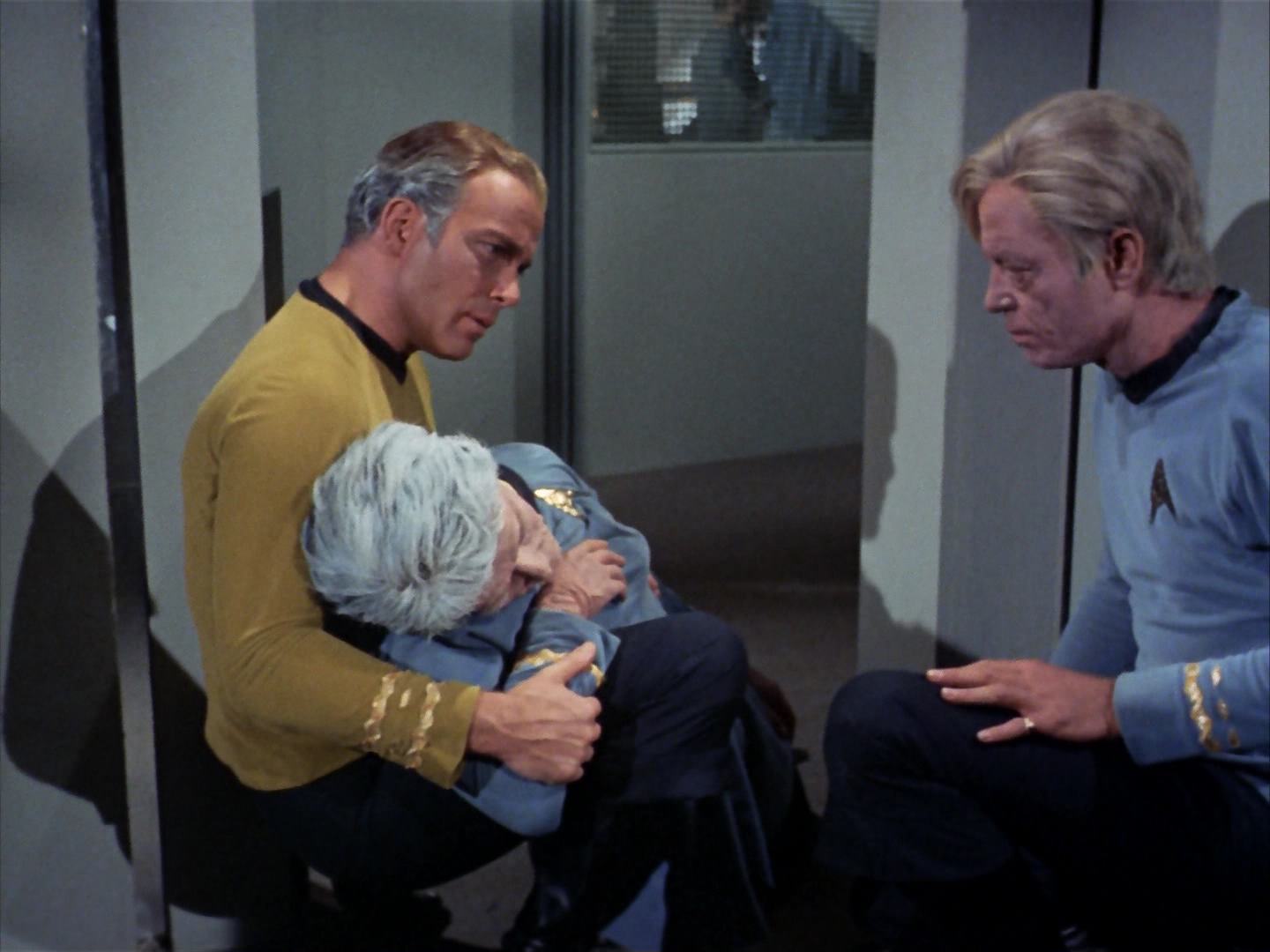 ariane179254_StarTrek_2x12_TheDeadlyYears_1793.jpg