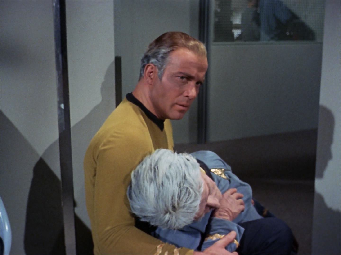 ariane179254_StarTrek_2x12_TheDeadlyYears_1797.jpg