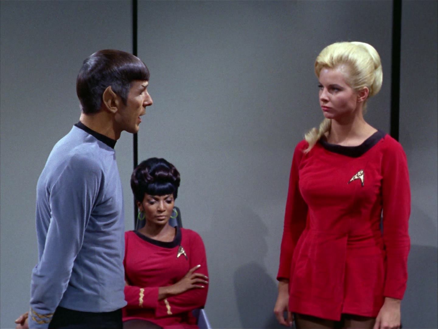 ariane179254_StarTrek_2x12_TheDeadlyYears_1988.jpg