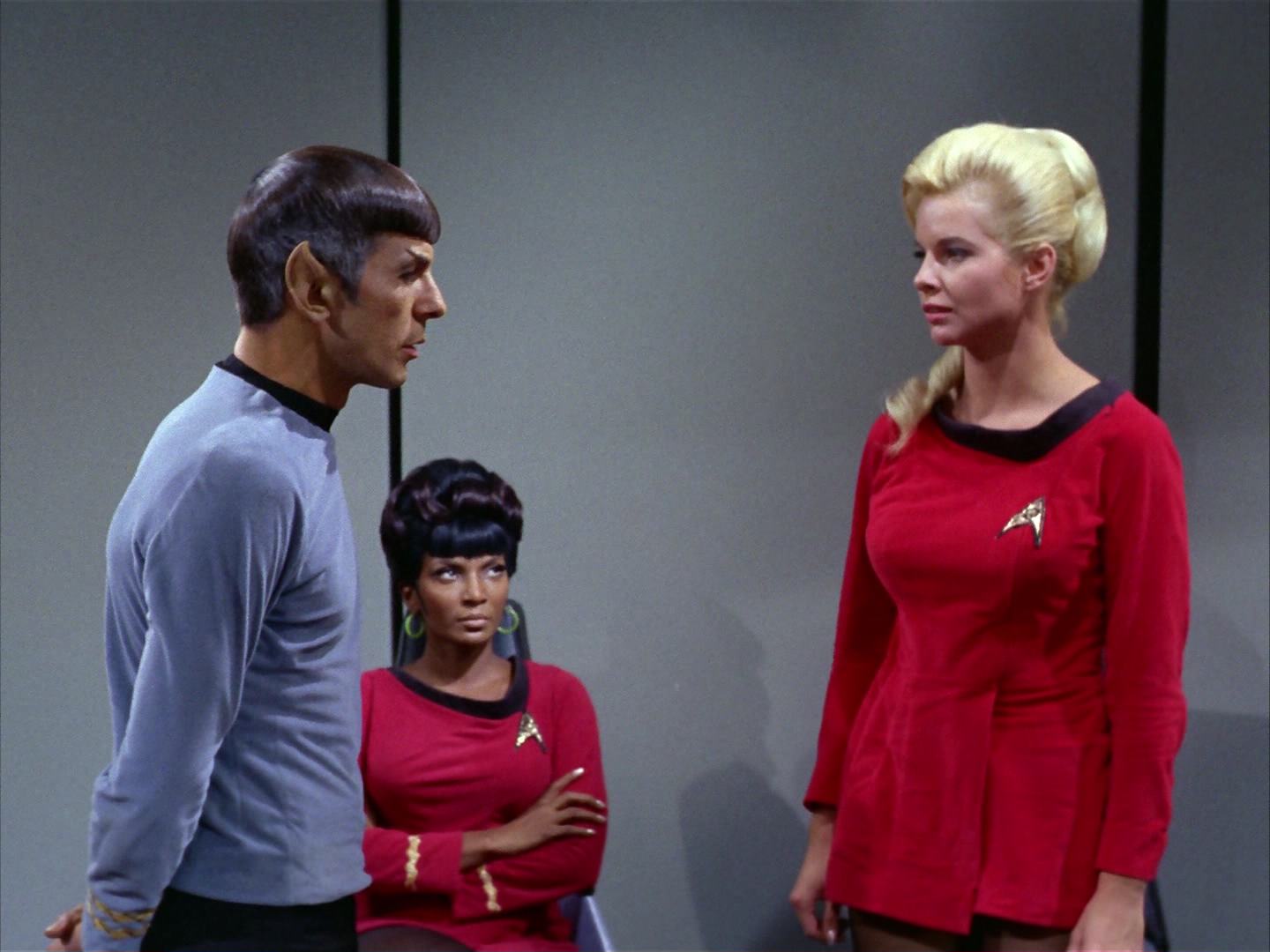 ariane179254_StarTrek_2x12_TheDeadlyYears_1993.jpg