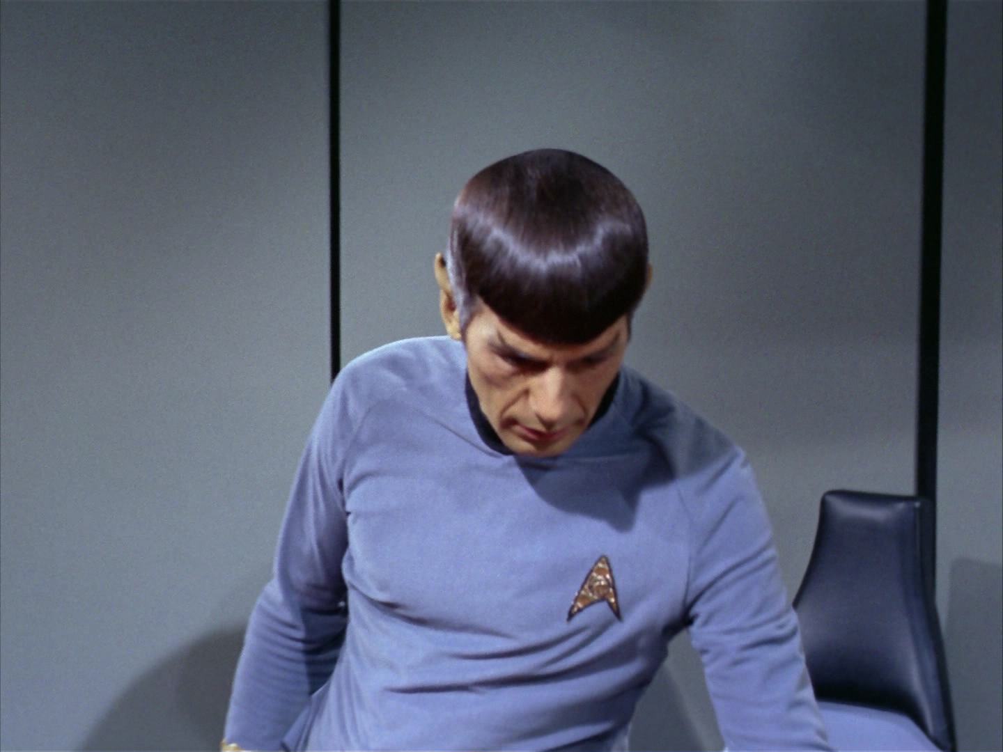 ariane179254_StarTrek_2x12_TheDeadlyYears_2022.jpg