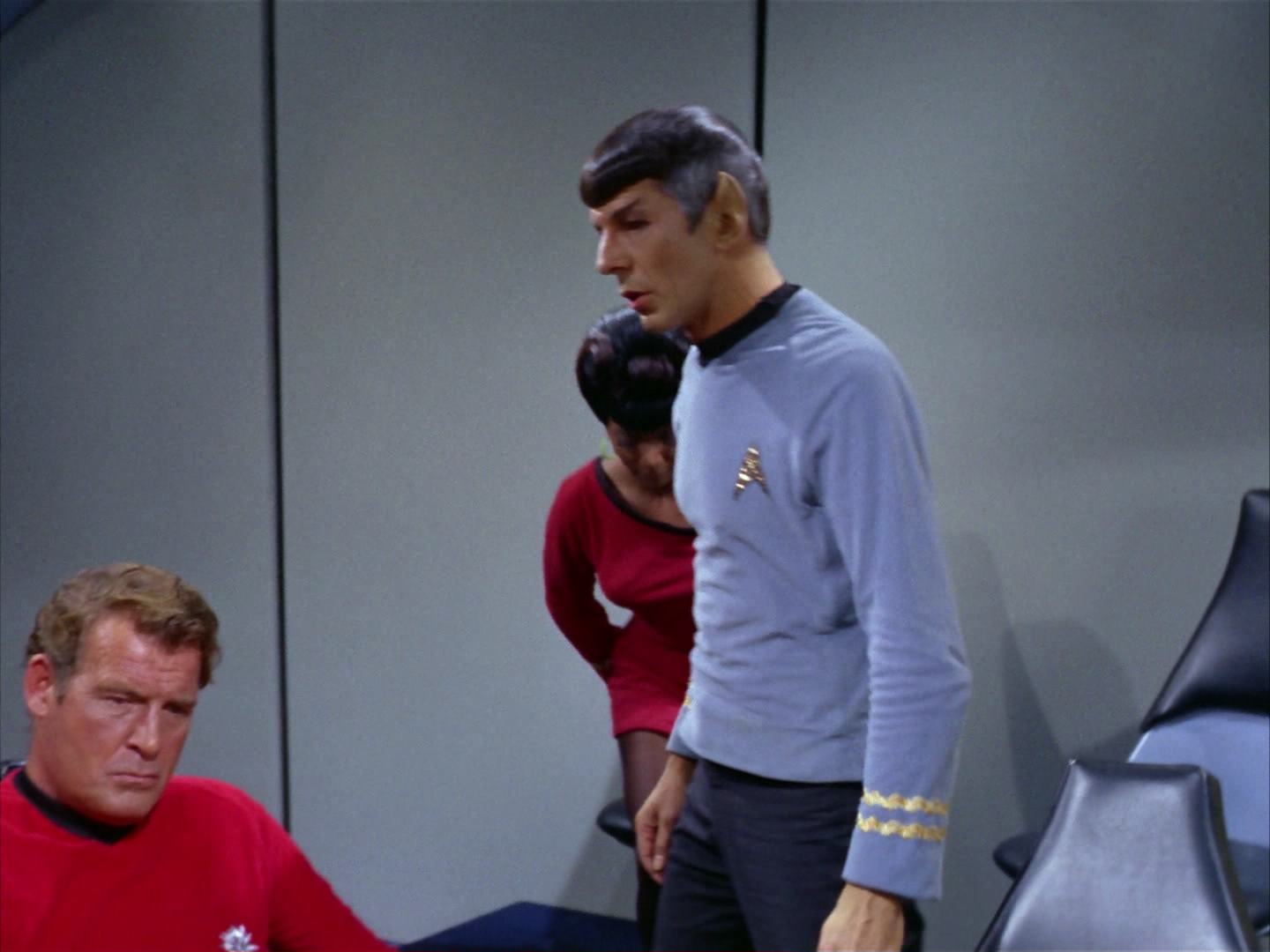 ariane179254_StarTrek_2x12_TheDeadlyYears_2082.jpg