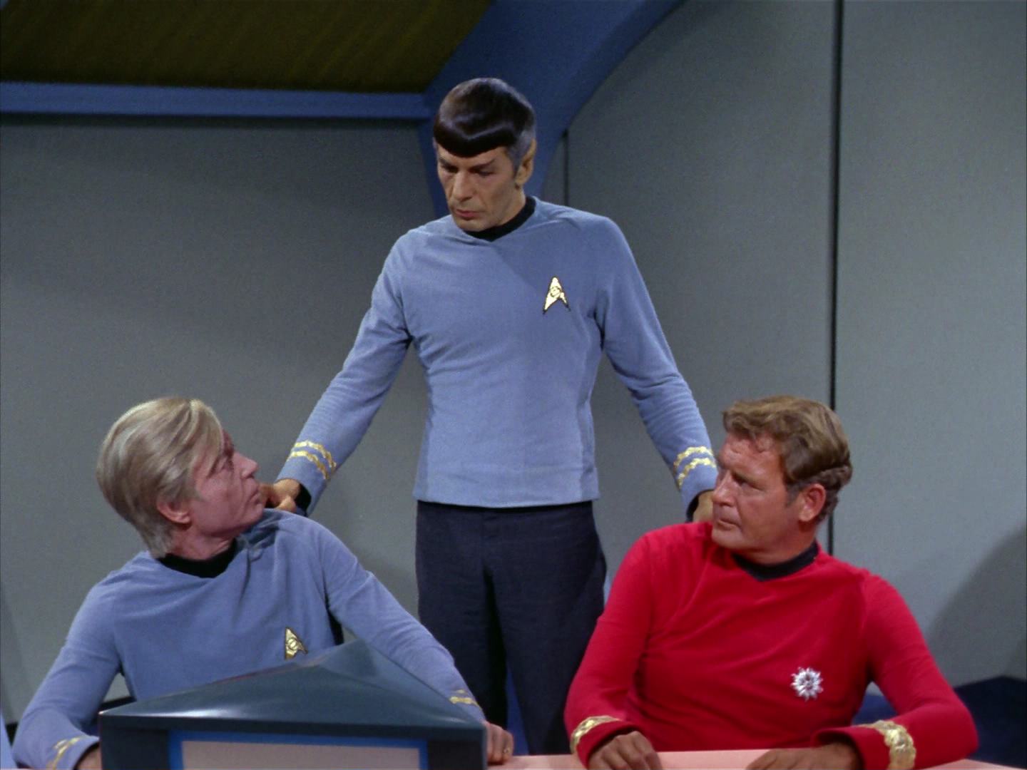 ariane179254_StarTrek_2x12_TheDeadlyYears_2091.jpg