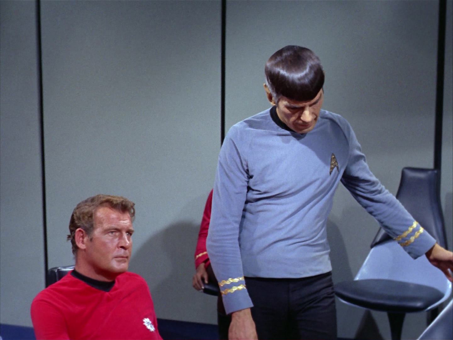 ariane179254_StarTrek_2x12_TheDeadlyYears_2232.jpg