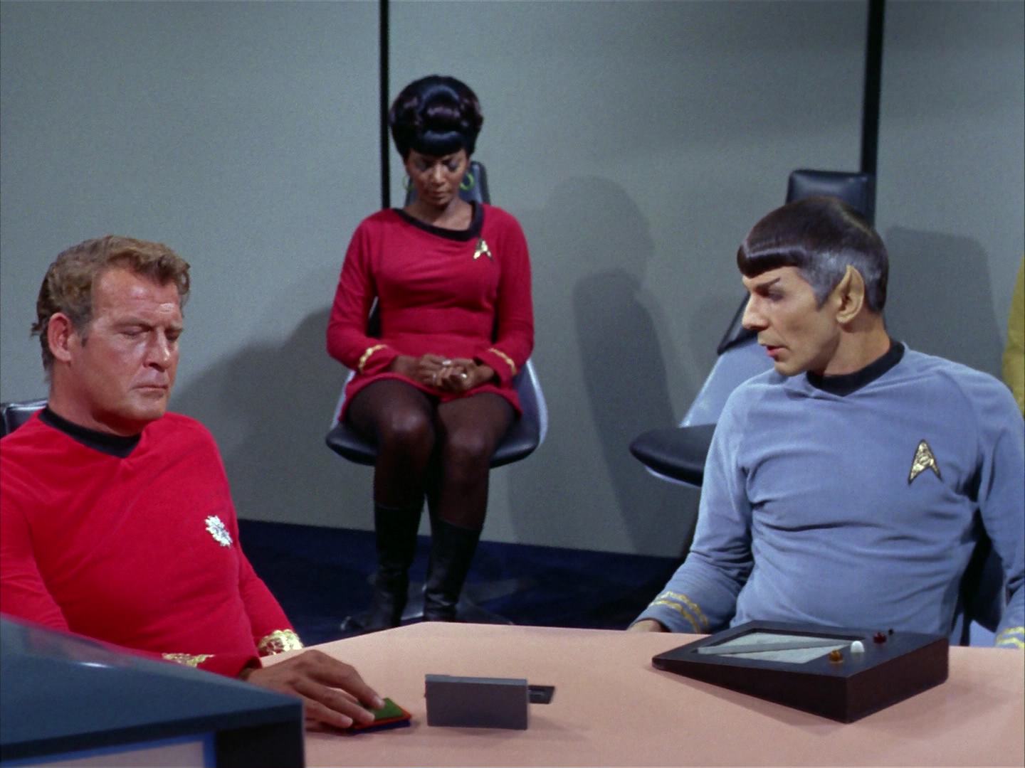 ariane179254_StarTrek_2x12_TheDeadlyYears_2240.jpg