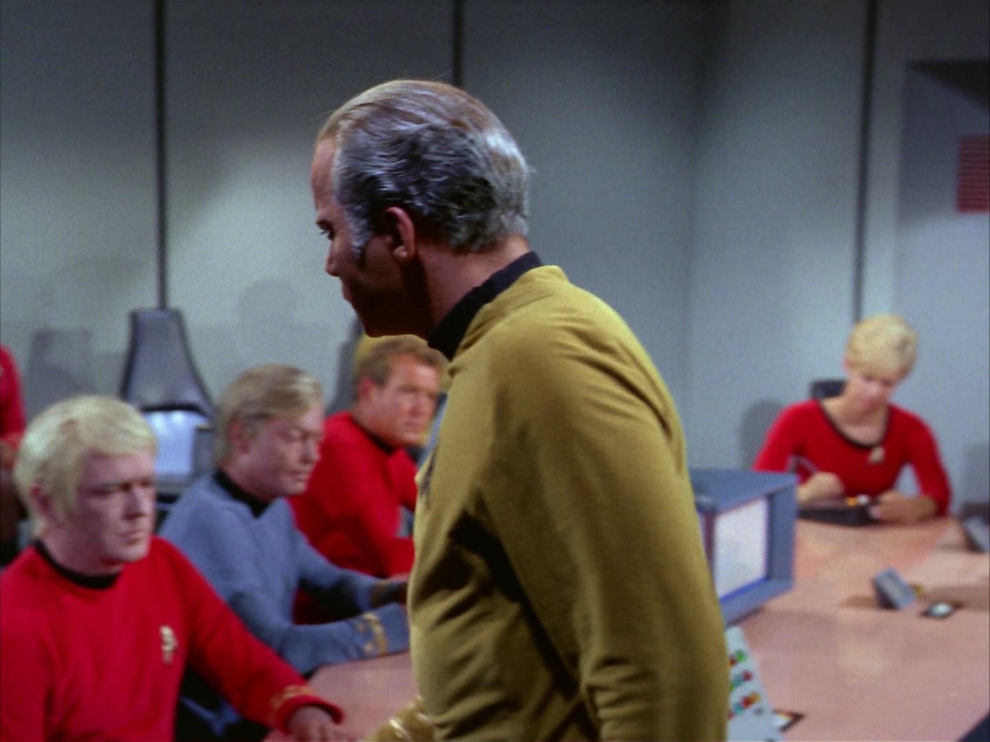 ariane179254_StarTrek_2x12_TheDeadlyYears_2268.jpg