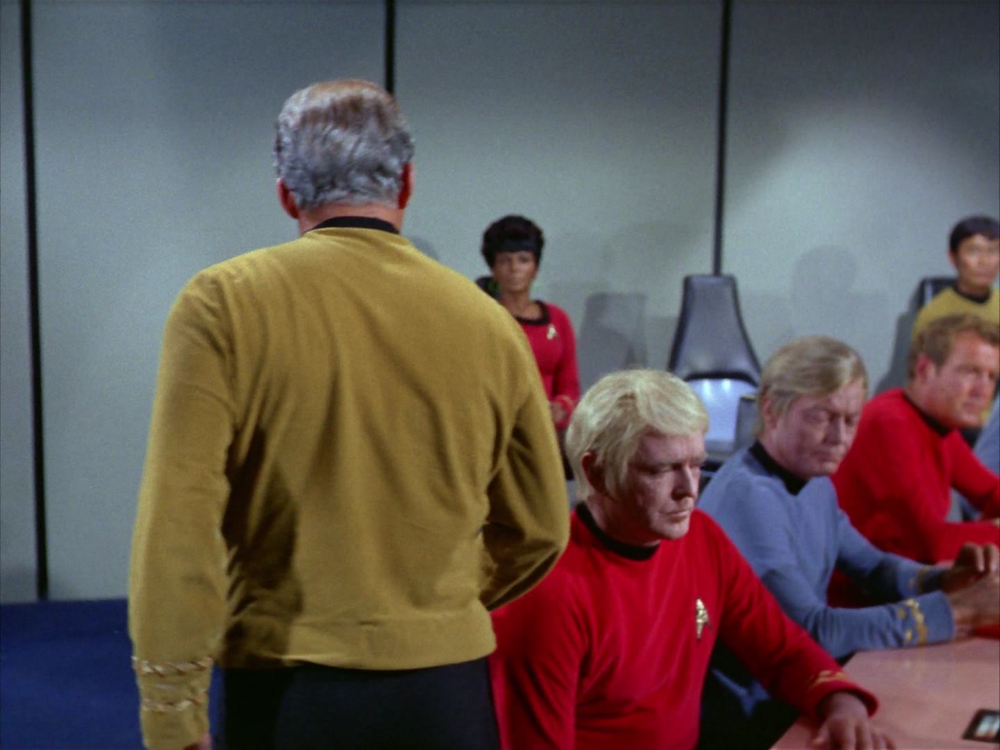 ariane179254_StarTrek_2x12_TheDeadlyYears_2270.jpg