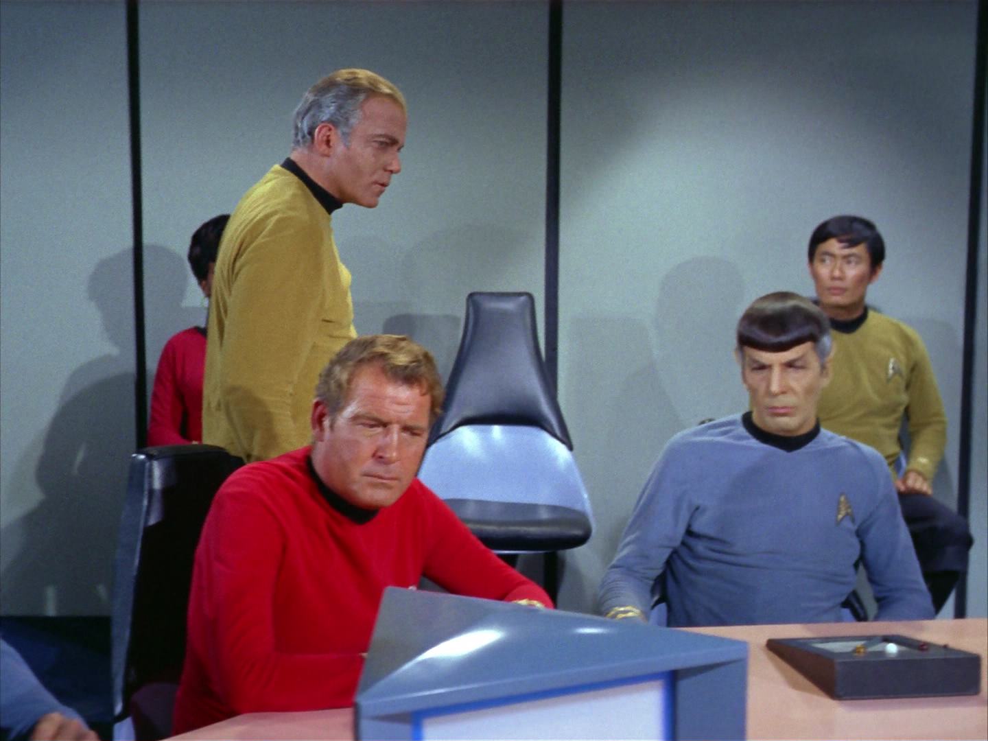 ariane179254_StarTrek_2x12_TheDeadlyYears_2276.jpg