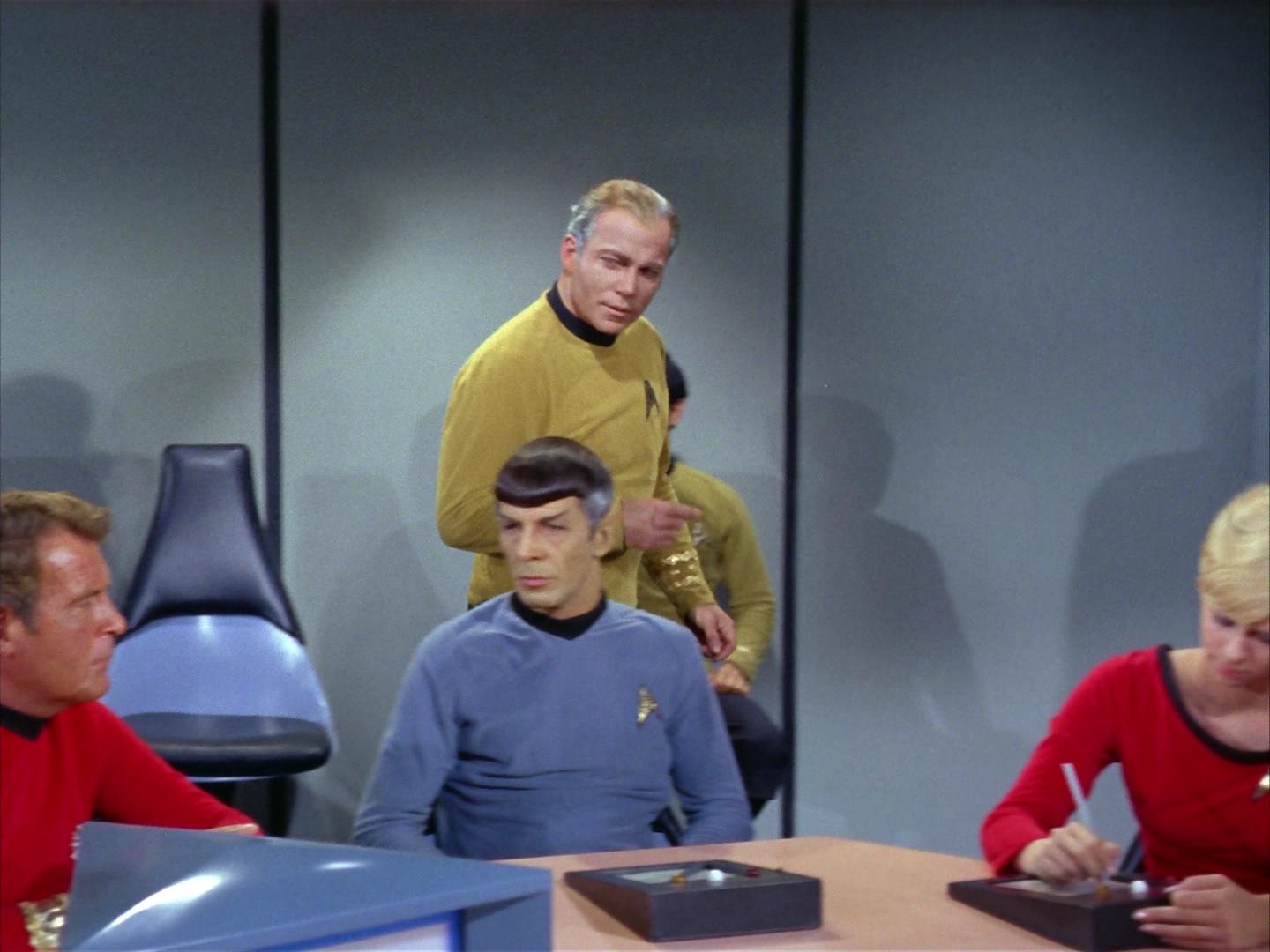 ariane179254_StarTrek_2x12_TheDeadlyYears_2310.jpg