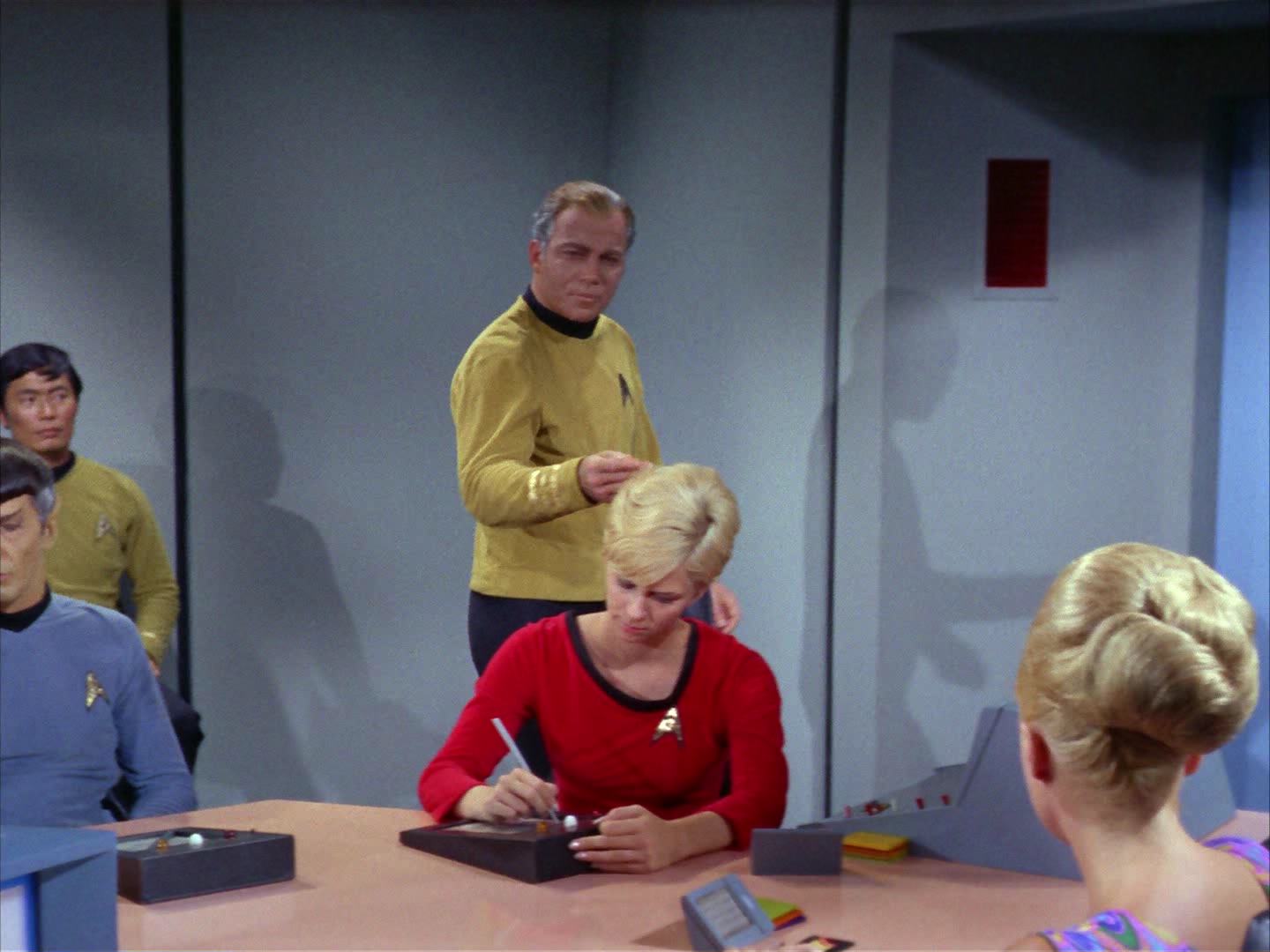 ariane179254_StarTrek_2x12_TheDeadlyYears_2312.jpg