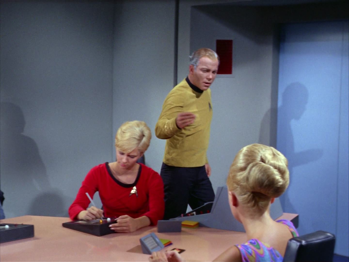 ariane179254_StarTrek_2x12_TheDeadlyYears_2313.jpg