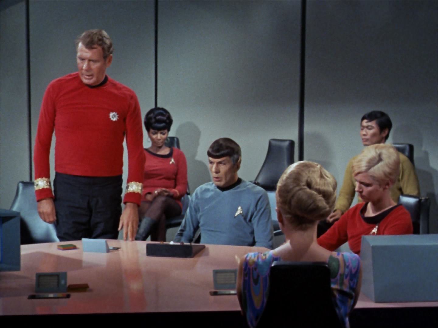 ariane179254_StarTrek_2x12_TheDeadlyYears_2468.jpg
