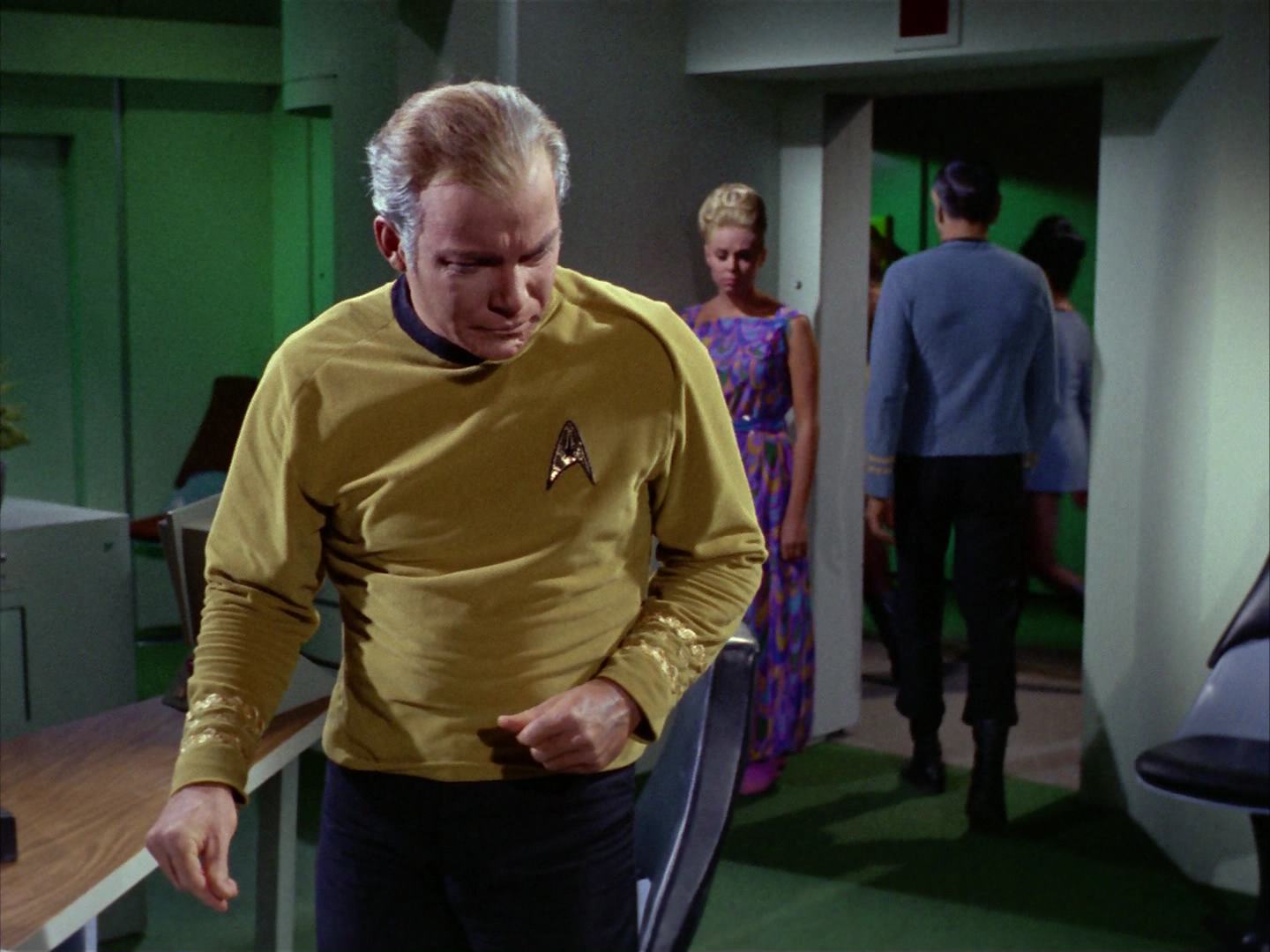 ariane179254_StarTrek_2x12_TheDeadlyYears_2633.jpg