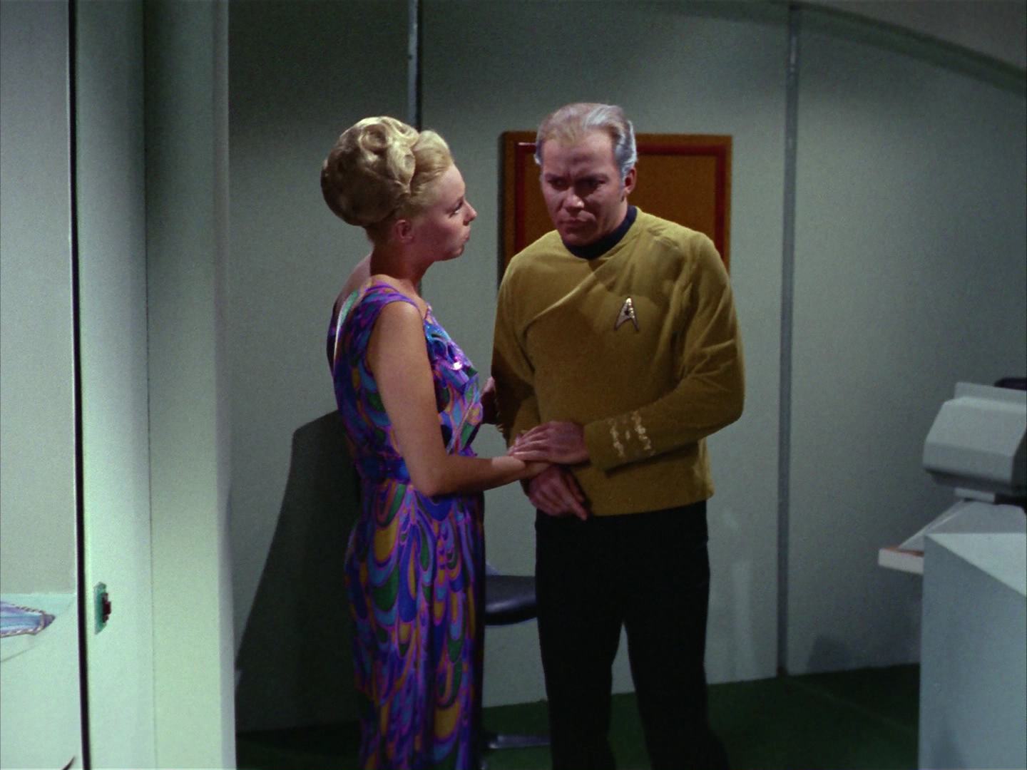 ariane179254_StarTrek_2x12_TheDeadlyYears_2653.jpg