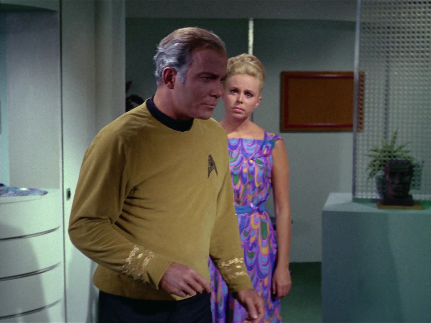 ariane179254_StarTrek_2x12_TheDeadlyYears_2662.jpg