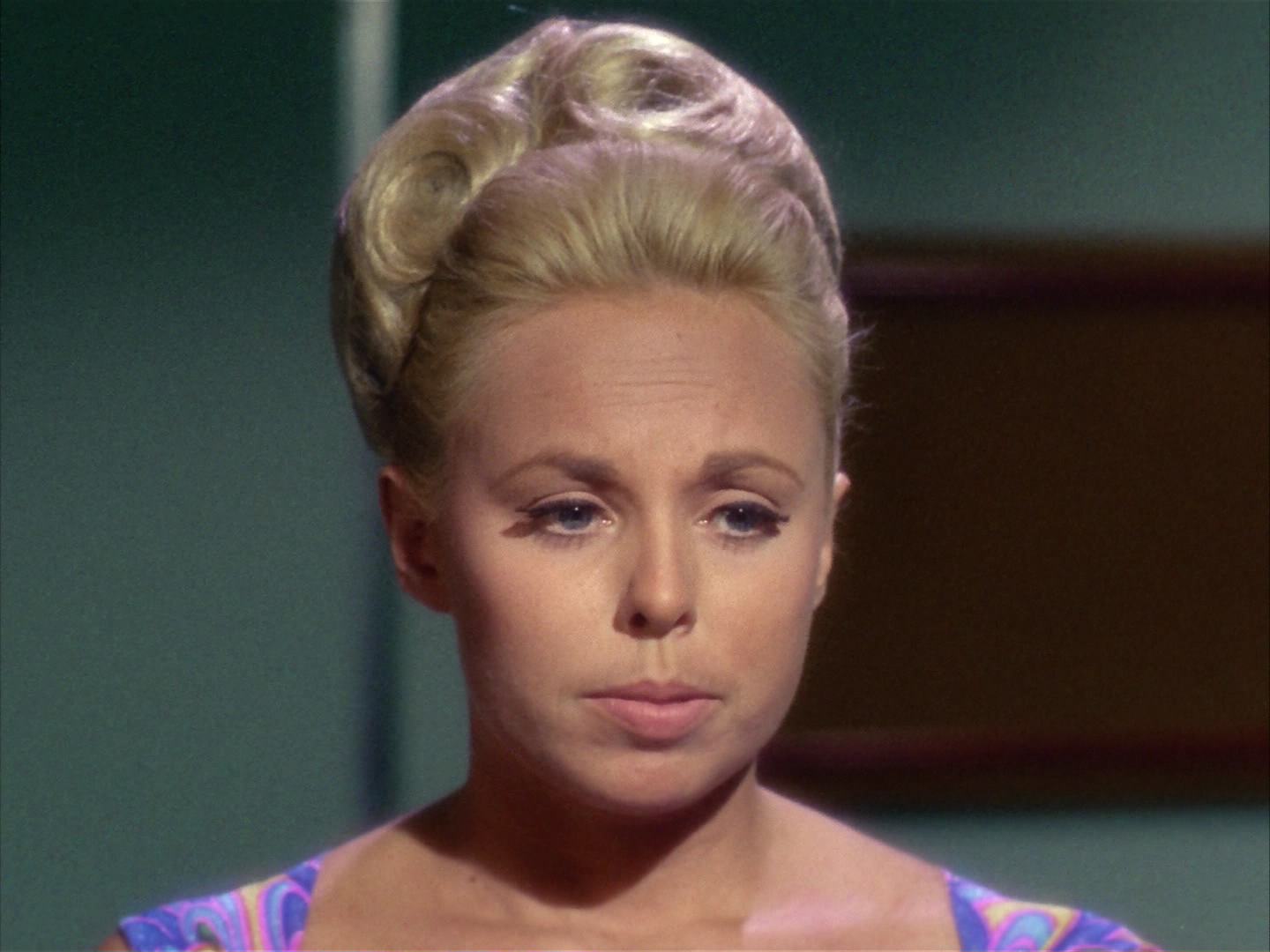 ariane179254_StarTrek_2x12_TheDeadlyYears_2686.jpg