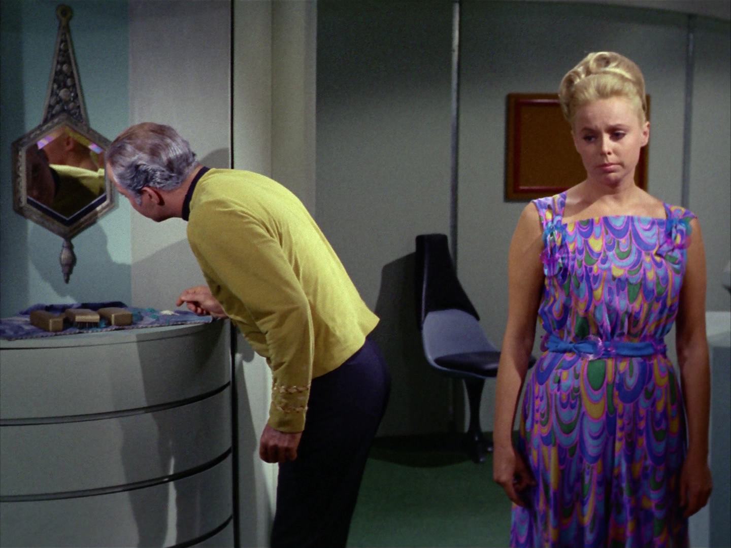ariane179254_StarTrek_2x12_TheDeadlyYears_2695.jpg