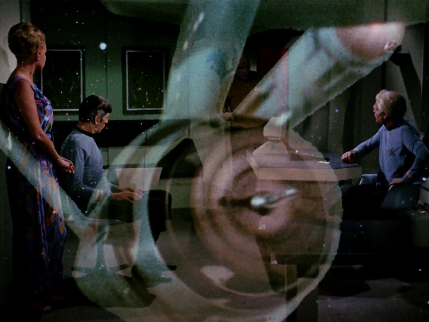 ariane179254_StarTrek_2x12_TheDeadlyYears_2726.jpg