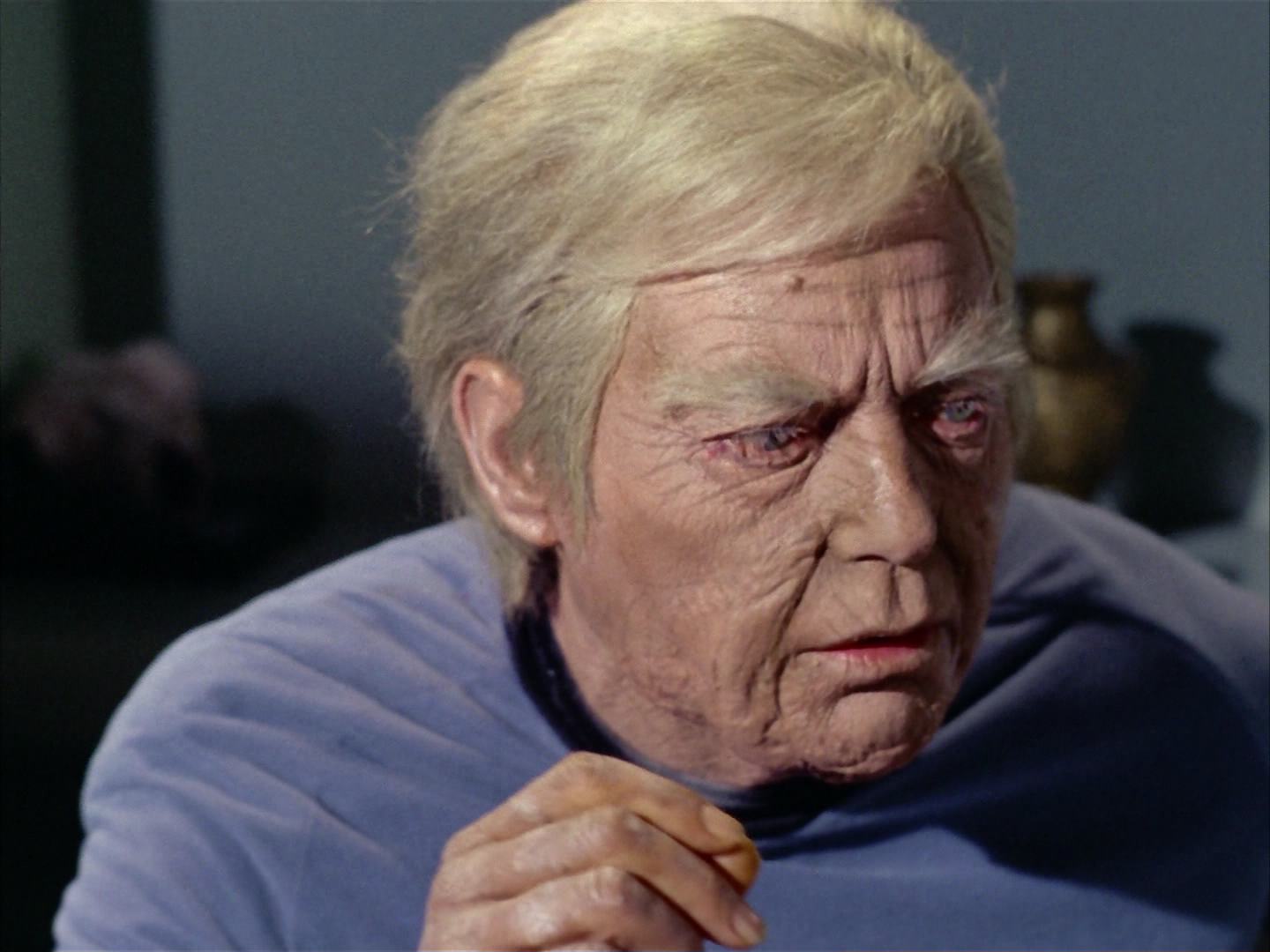 ariane179254_StarTrek_2x12_TheDeadlyYears_2789.jpg
