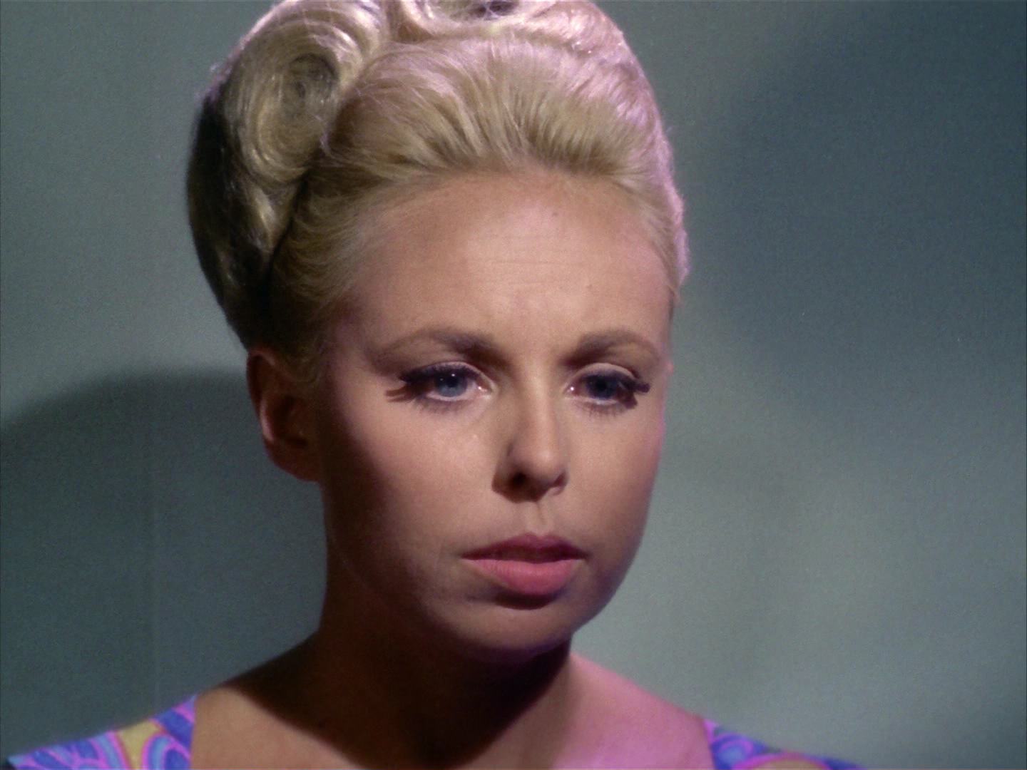 ariane179254_StarTrek_2x12_TheDeadlyYears_2825.jpg