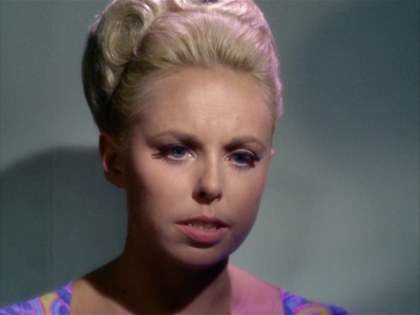 ariane179254_StarTrek_2x12_TheDeadlyYears_2830.jpg