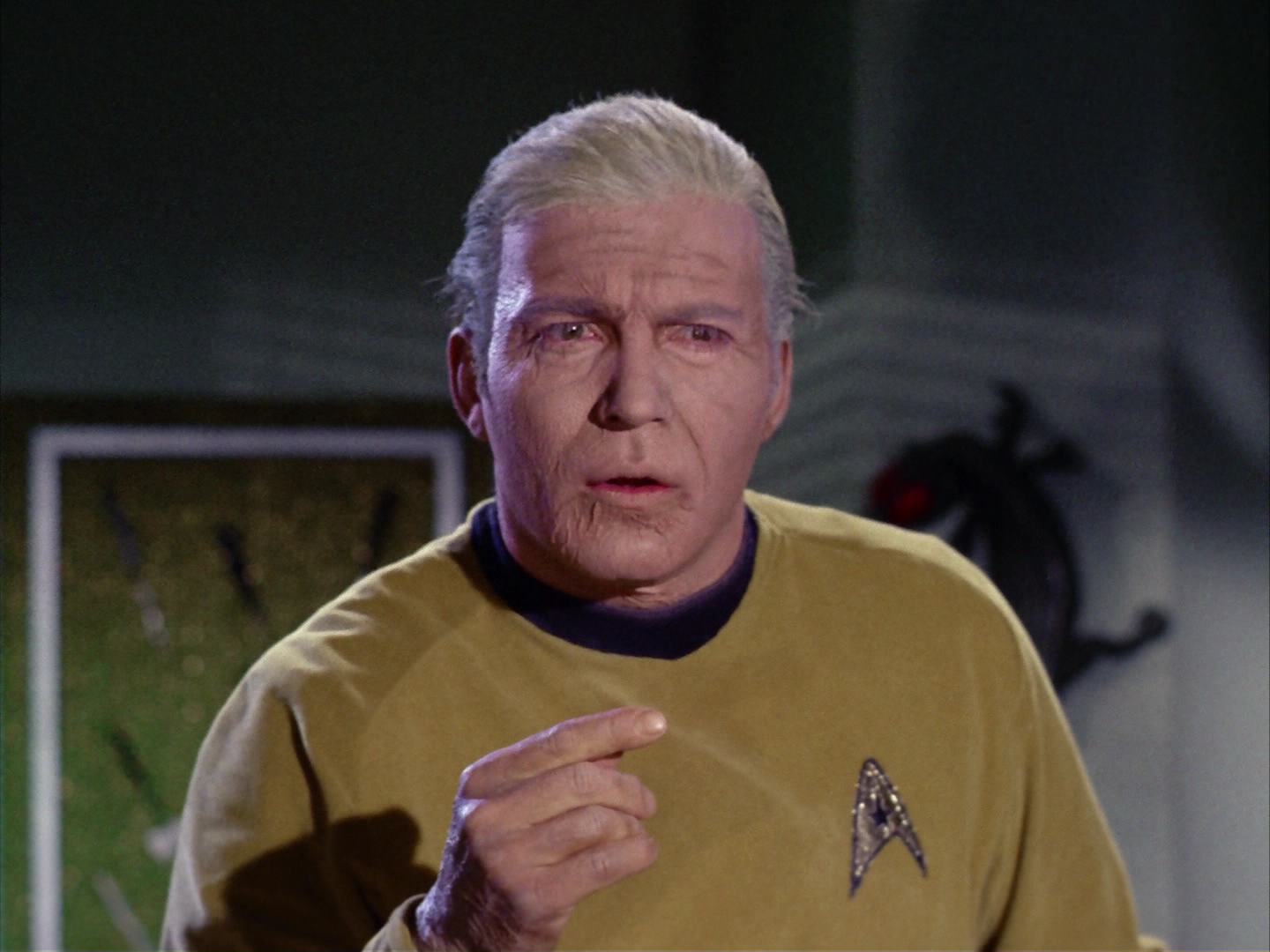 ariane179254_StarTrek_2x12_TheDeadlyYears_2837.jpg