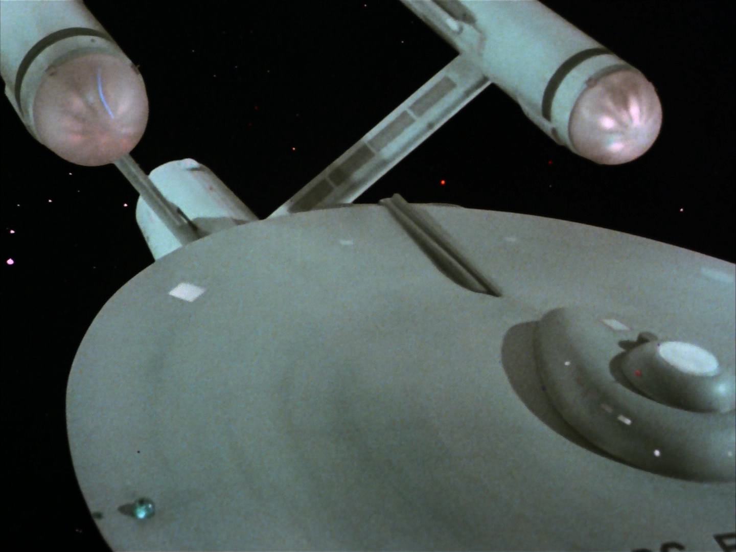 ariane179254_StarTrek_2x12_TheDeadlyYears_2868.jpg