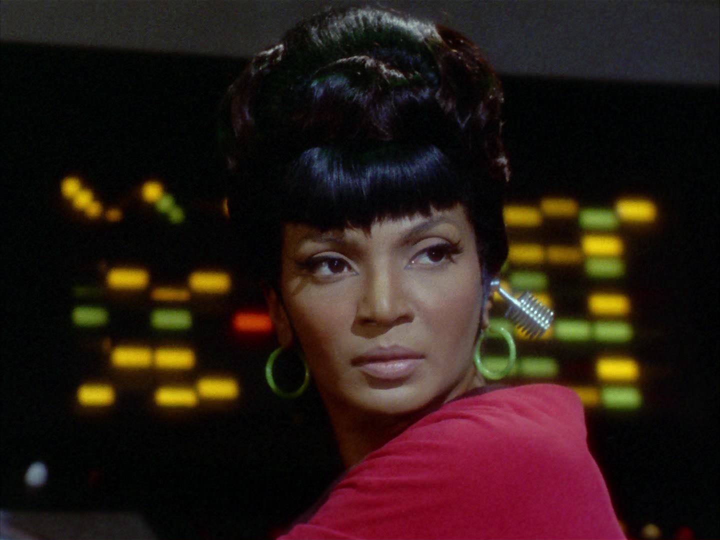 ariane179254_StarTrek_2x12_TheDeadlyYears_2883.jpg
