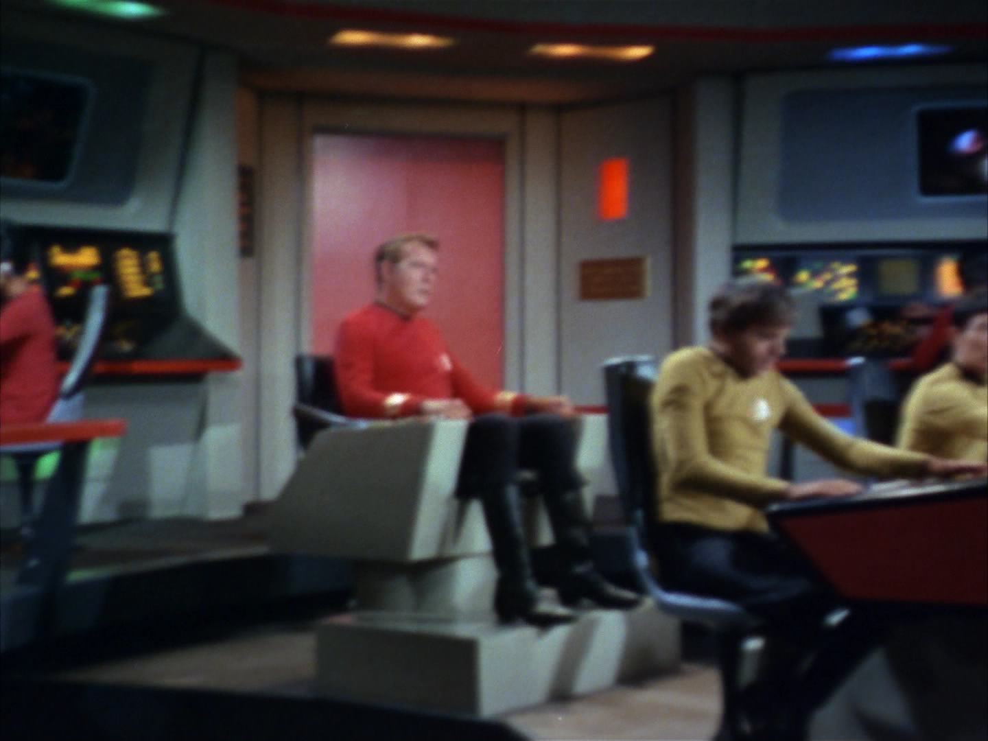 ariane179254_StarTrek_2x12_TheDeadlyYears_2893.jpg