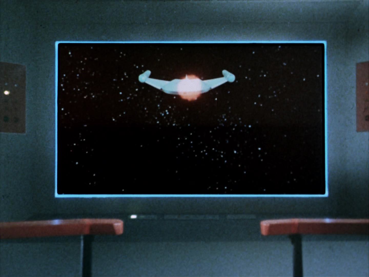 ariane179254_StarTrek_2x12_TheDeadlyYears_2903.jpg