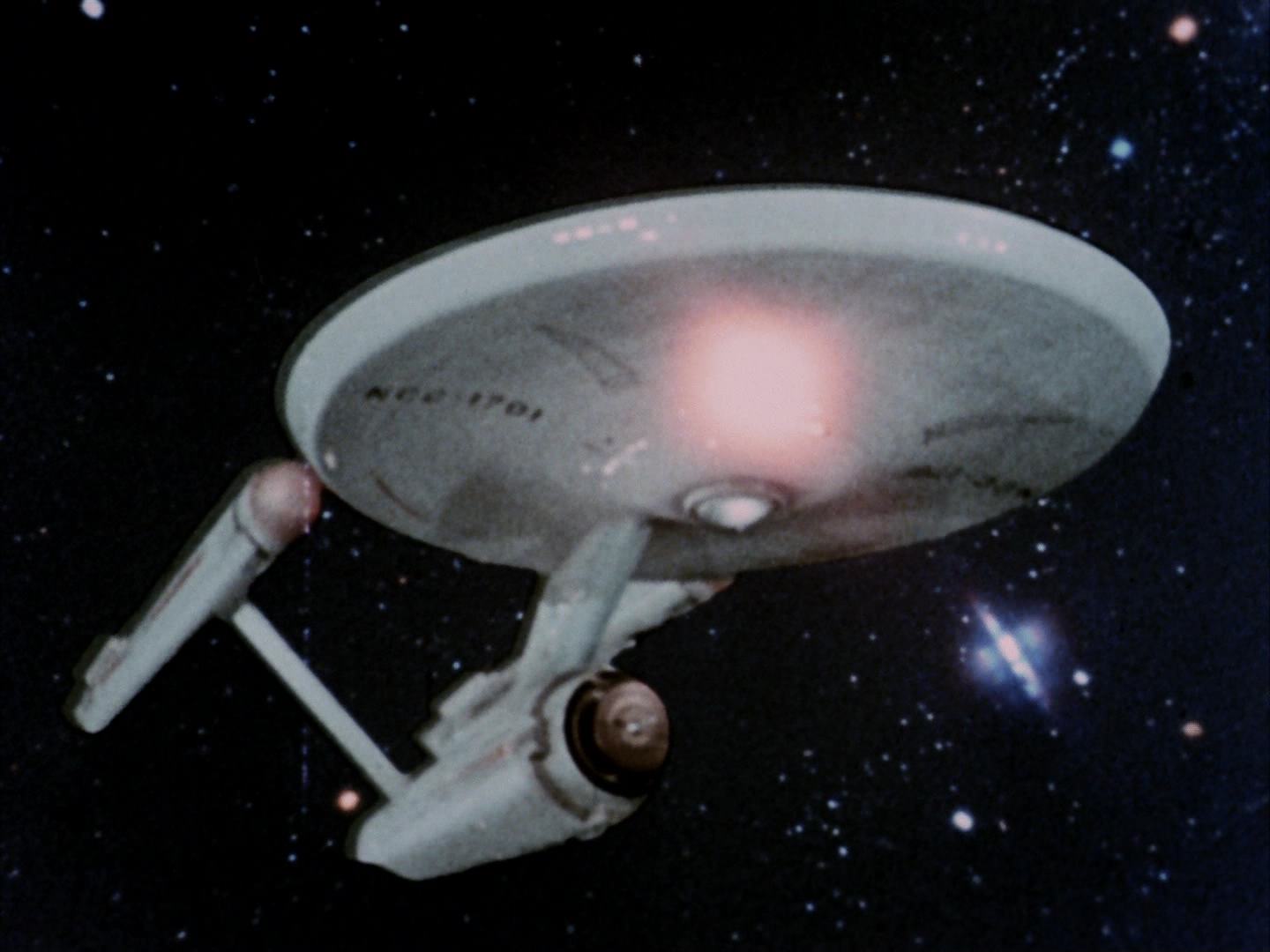 ariane179254_StarTrek_2x12_TheDeadlyYears_2918.jpg
