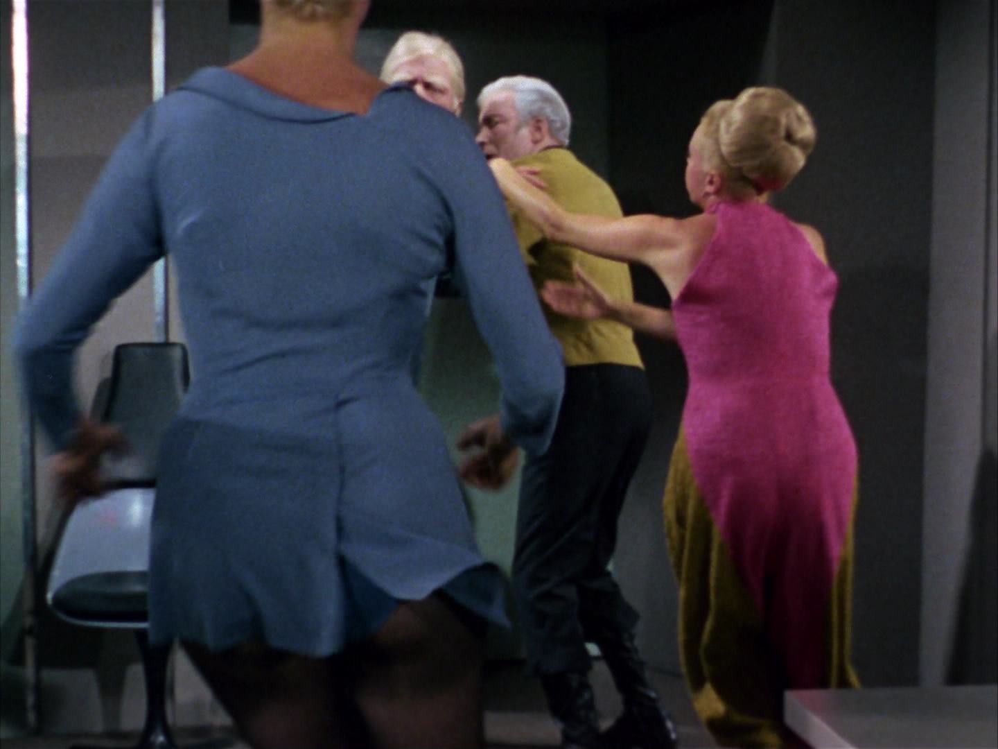 ariane179254_StarTrek_2x12_TheDeadlyYears_2930.jpg