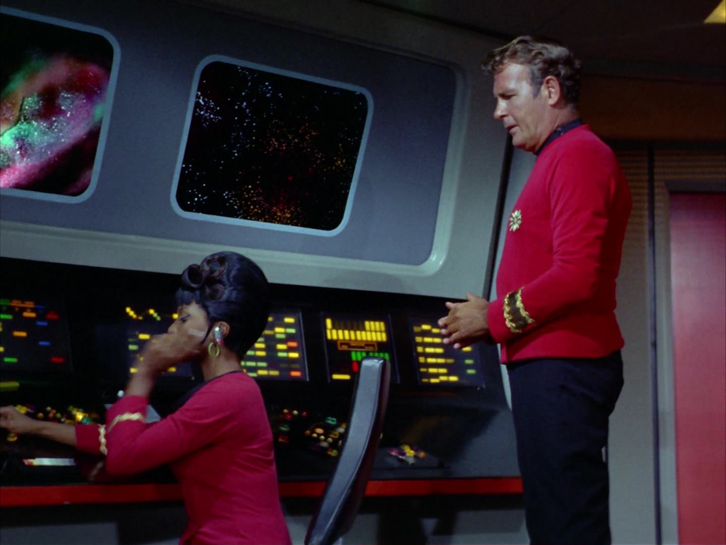 ariane179254_StarTrek_2x12_TheDeadlyYears_2940.jpg