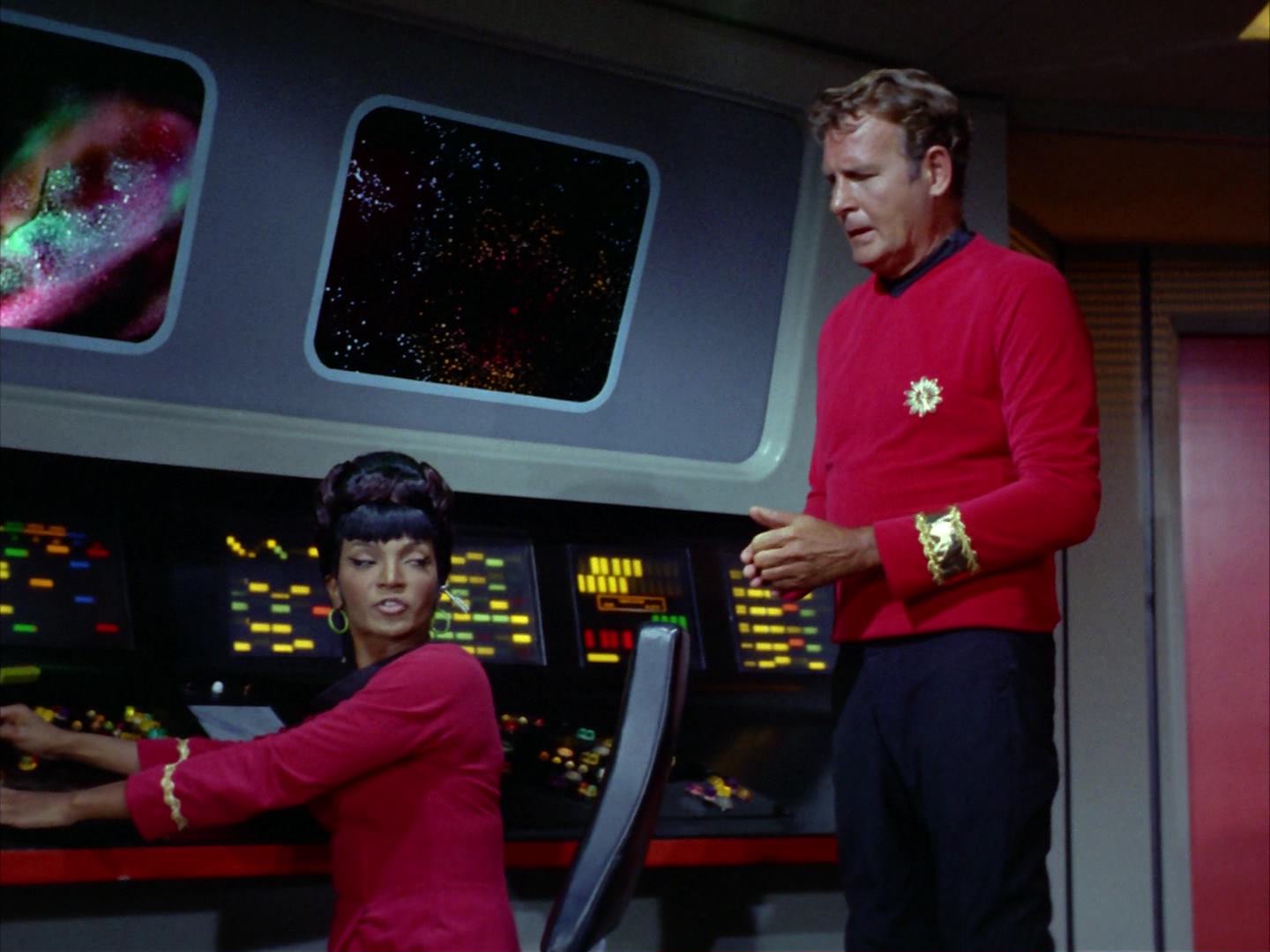 ariane179254_StarTrek_2x12_TheDeadlyYears_2942.jpg