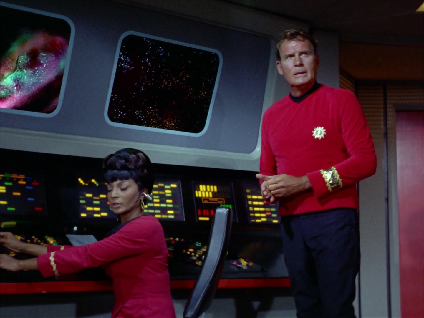 ariane179254_StarTrek_2x12_TheDeadlyYears_2943.jpg