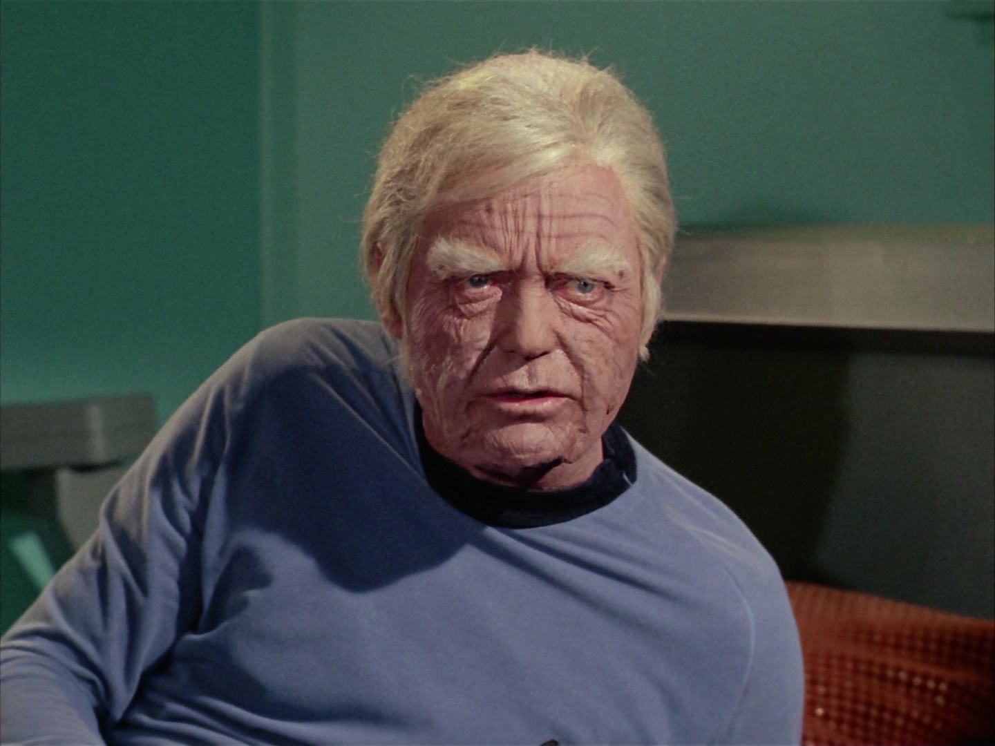 ariane179254_StarTrek_2x12_TheDeadlyYears_2975.jpg