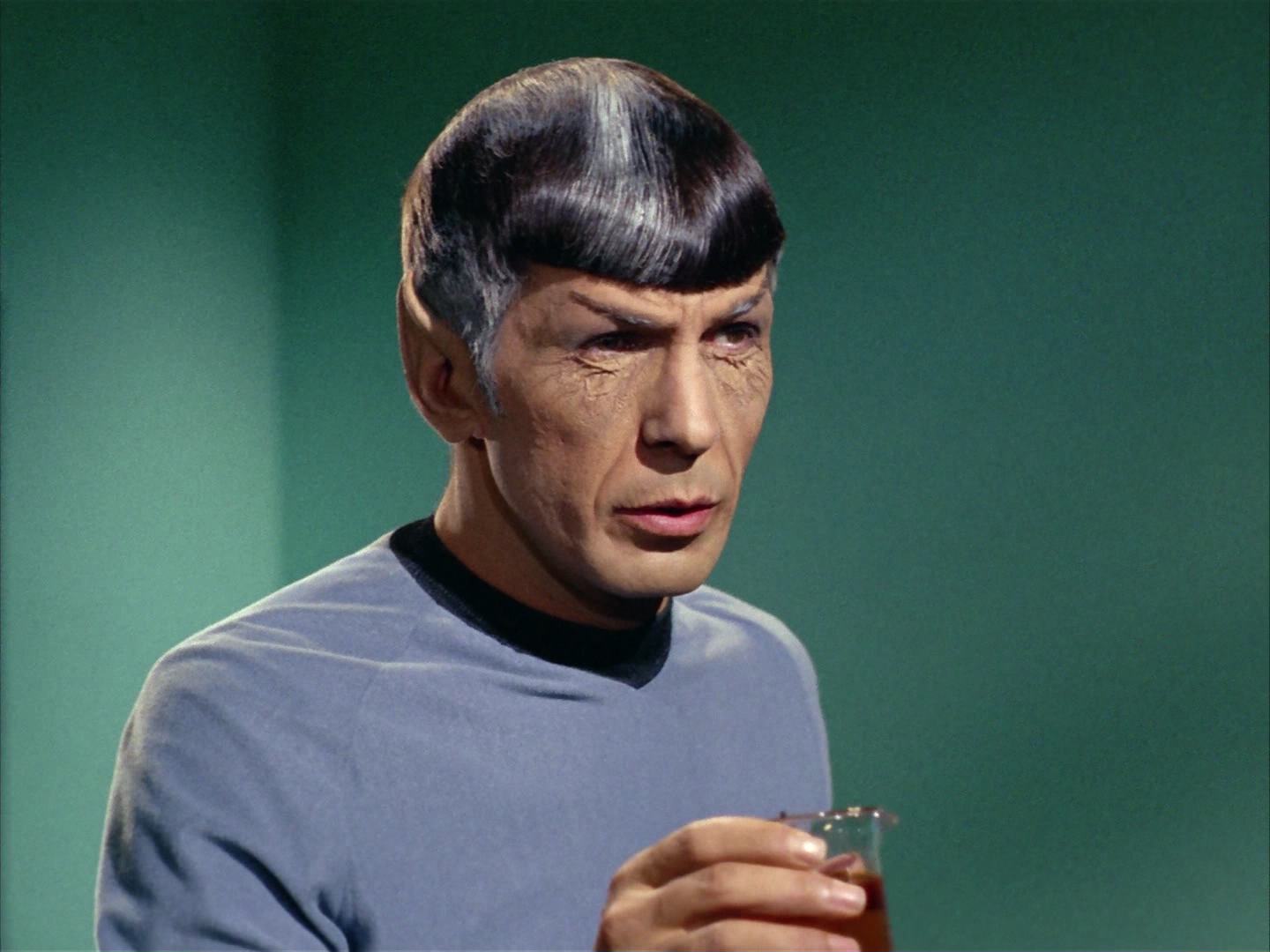ariane179254_StarTrek_2x12_TheDeadlyYears_3003.jpg