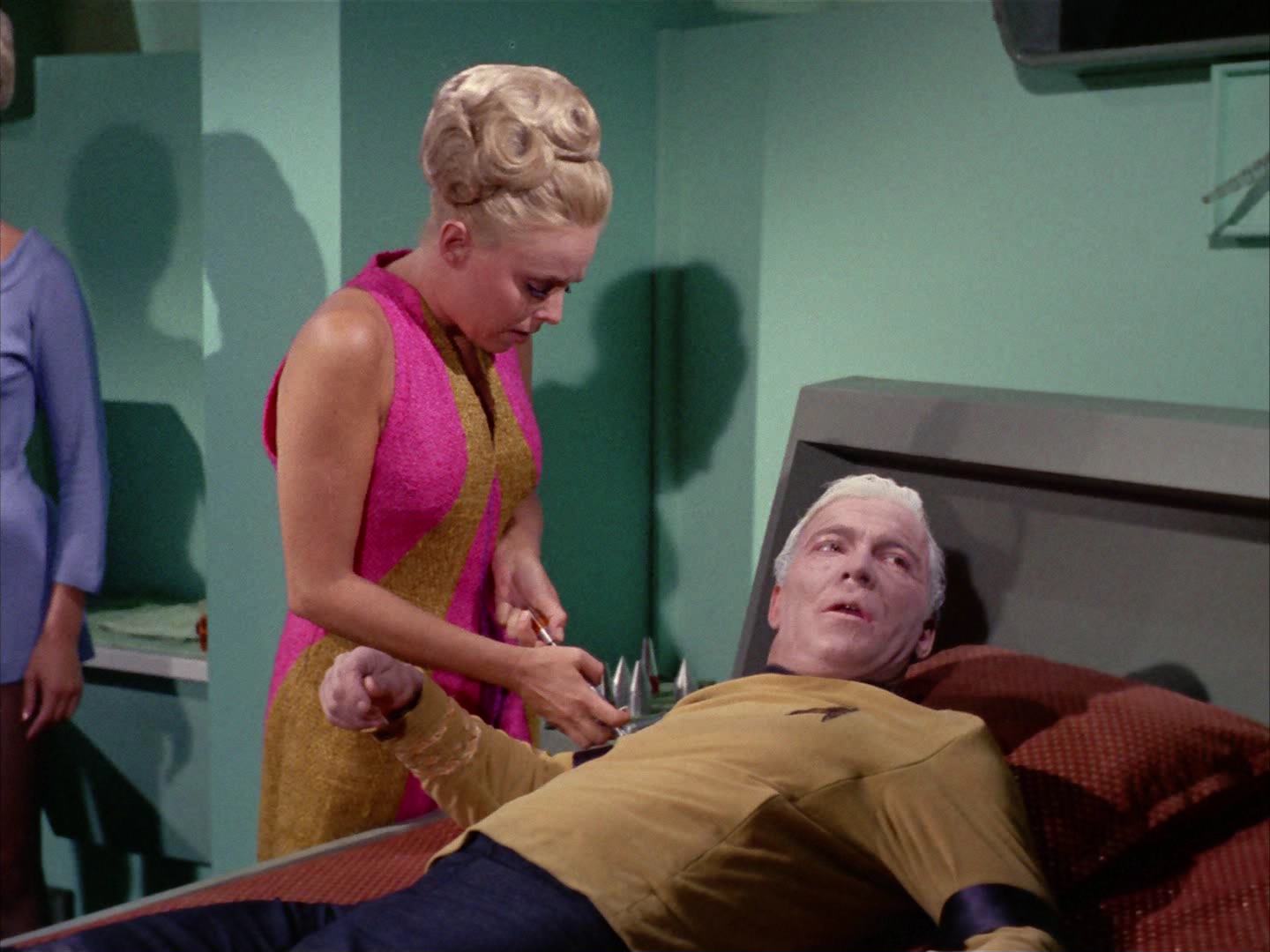 ariane179254_StarTrek_2x12_TheDeadlyYears_3044.jpg
