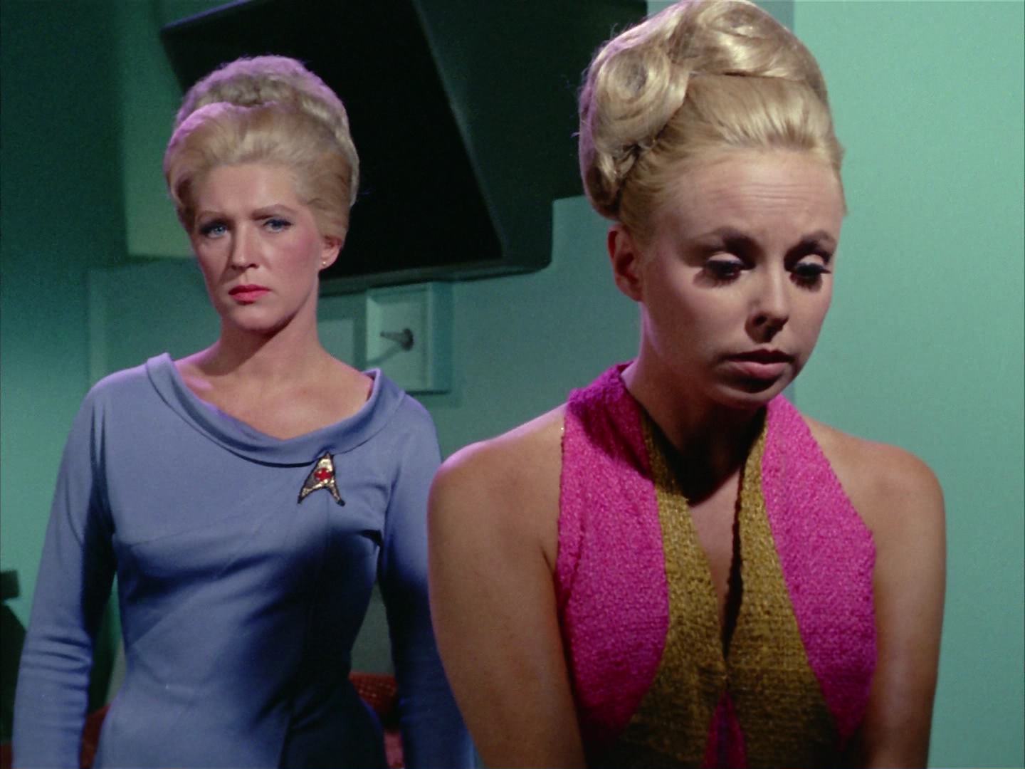 ariane179254_StarTrek_2x12_TheDeadlyYears_3047.jpg