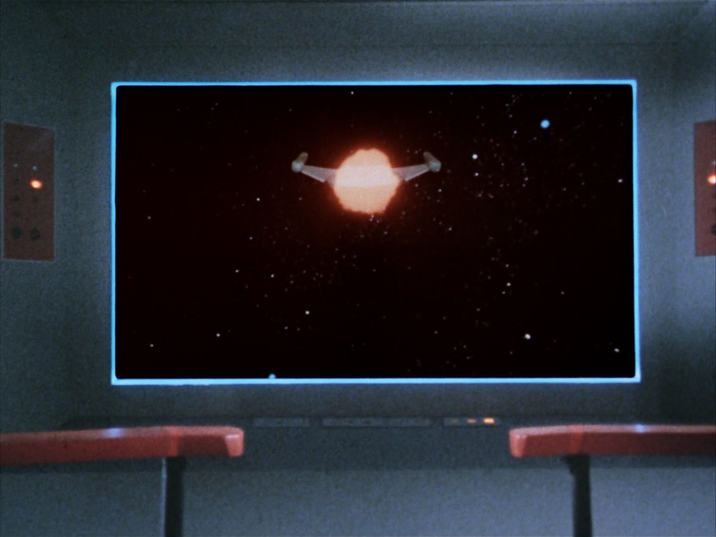 ariane179254_StarTrek_2x12_TheDeadlyYears_3058.jpg