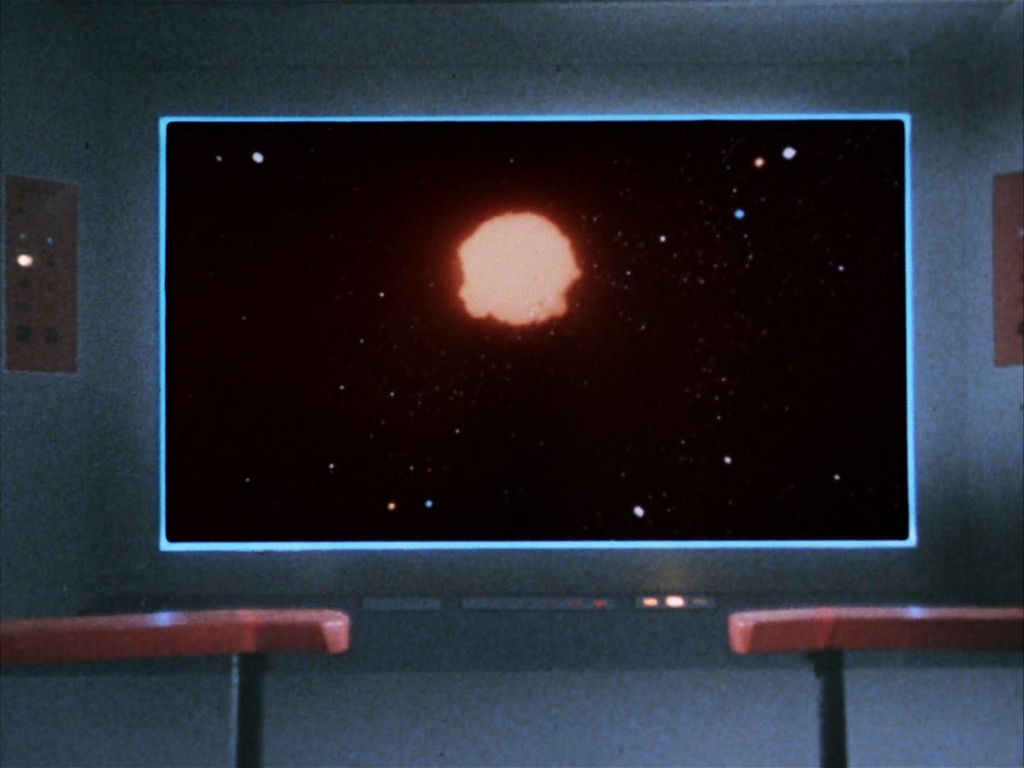 ariane179254_StarTrek_2x12_TheDeadlyYears_3059.jpg