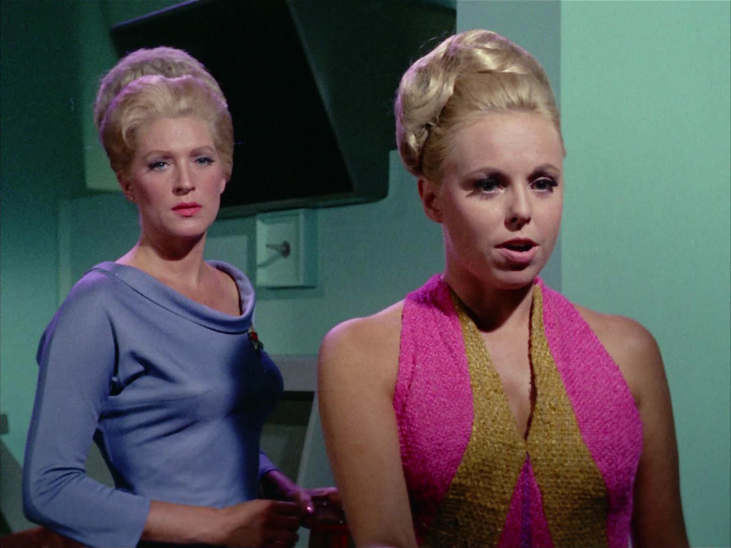 ariane179254_StarTrek_2x12_TheDeadlyYears_3089.jpg