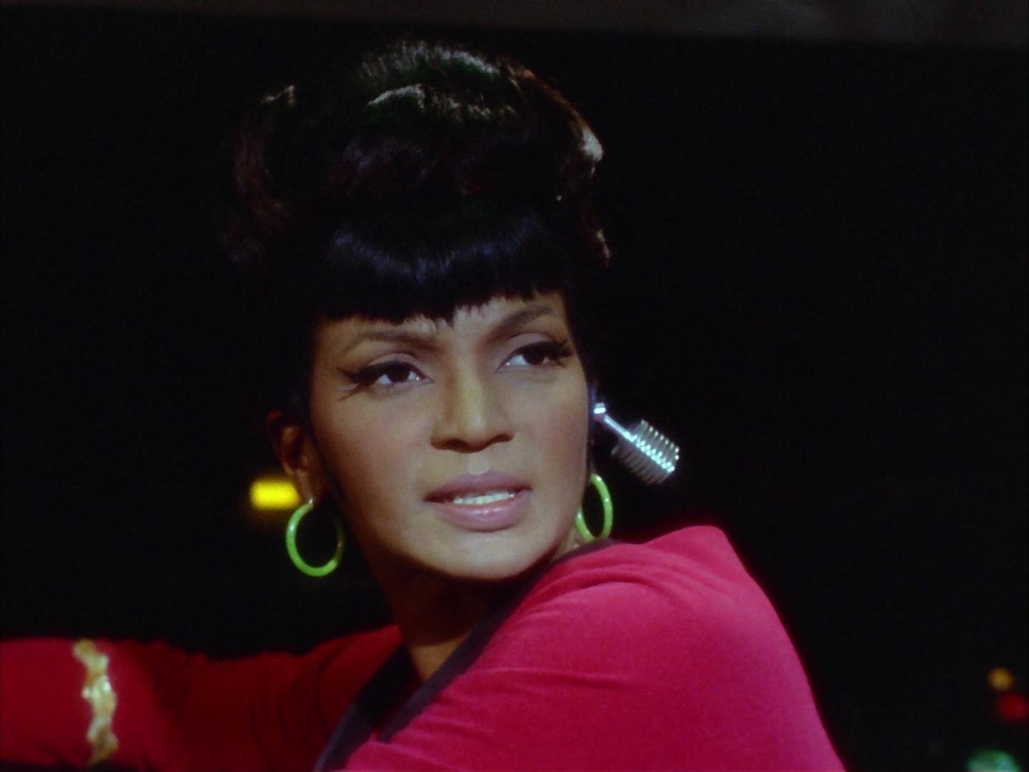 ariane179254_StarTrek_2x12_TheDeadlyYears_3092.jpg