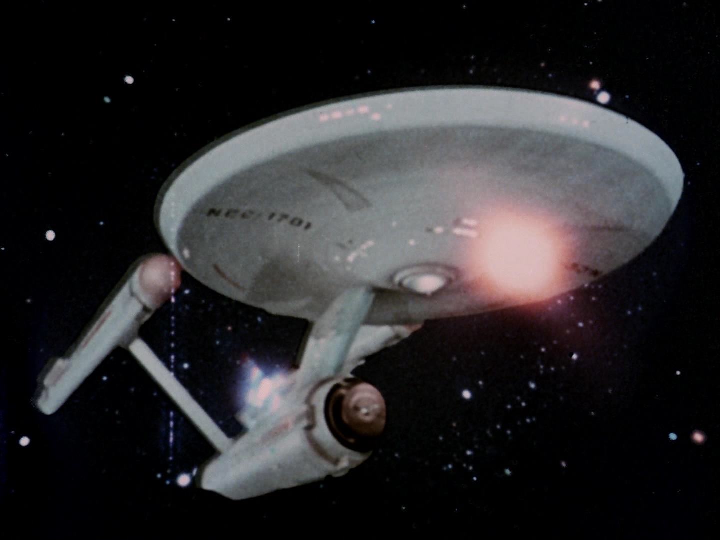 ariane179254_StarTrek_2x12_TheDeadlyYears_3121.jpg