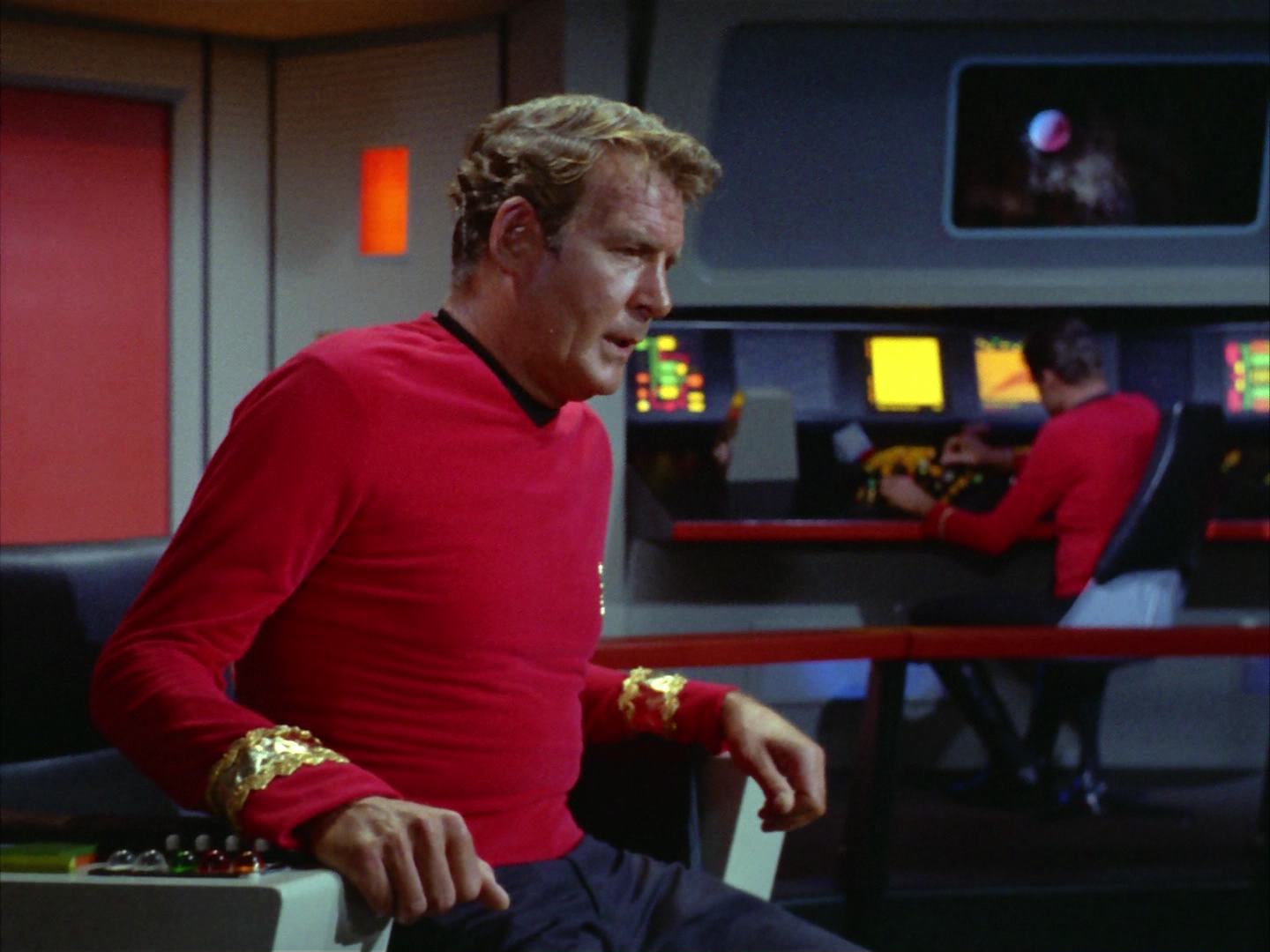 ariane179254_StarTrek_2x12_TheDeadlyYears_3126.jpg