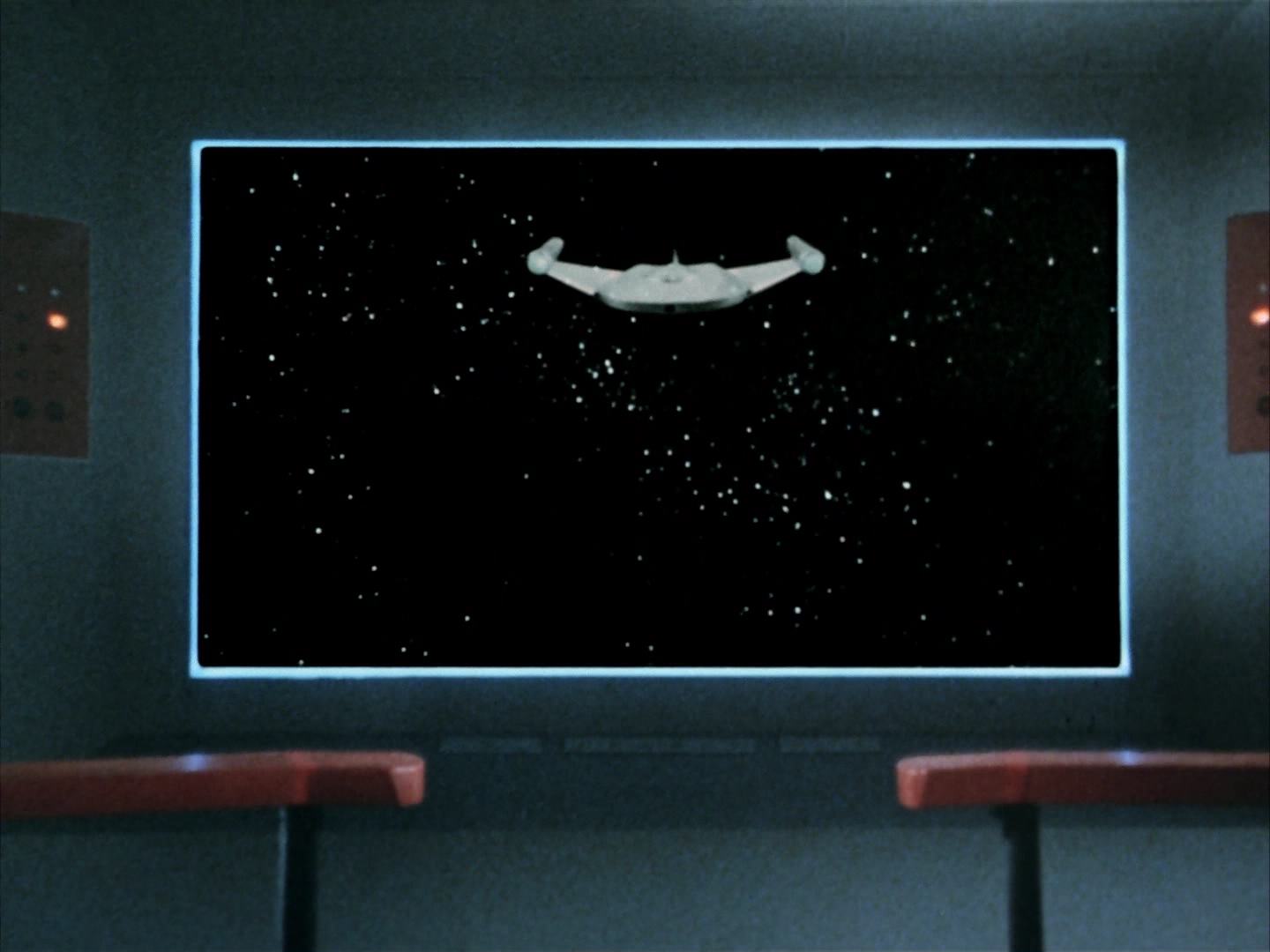 ariane179254_StarTrek_2x12_TheDeadlyYears_3132.jpg