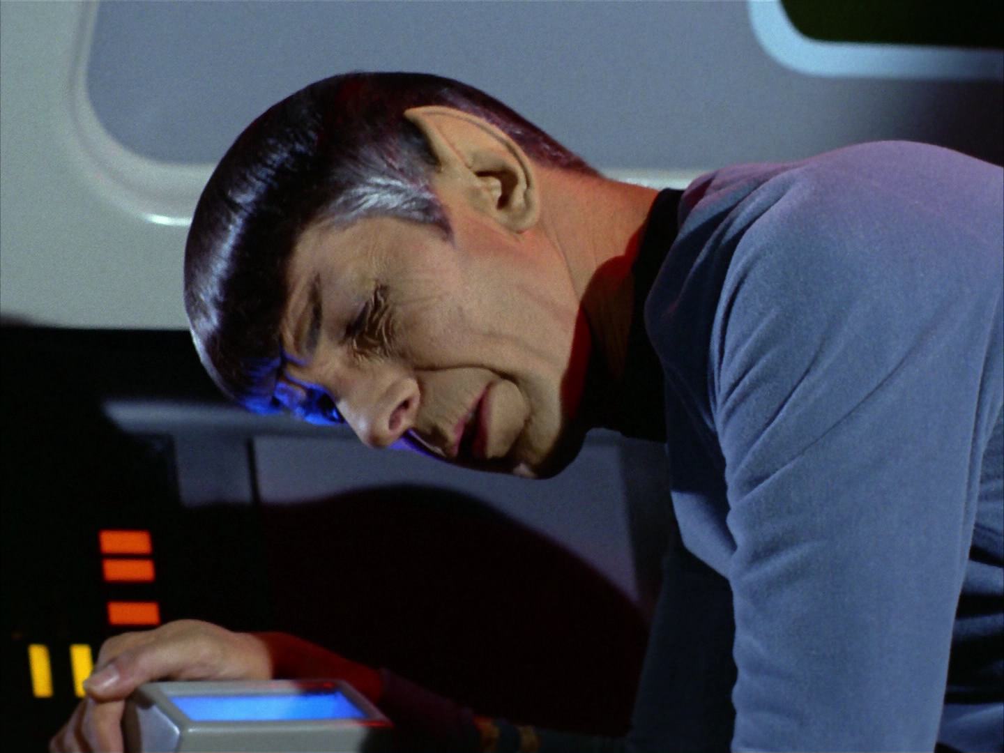 ariane179254_StarTrek_2x12_TheDeadlyYears_3247.jpg